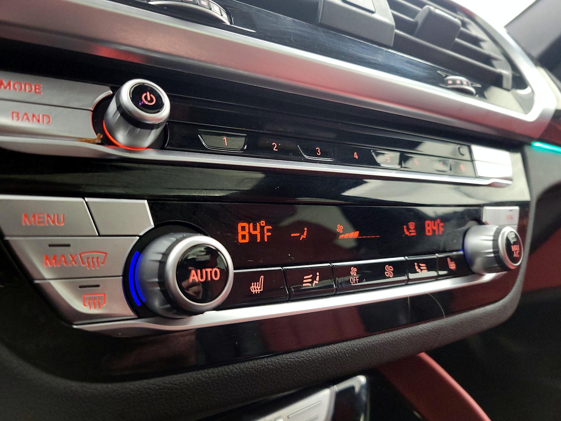 Thumbnail: 2020 BMW X4 - 17