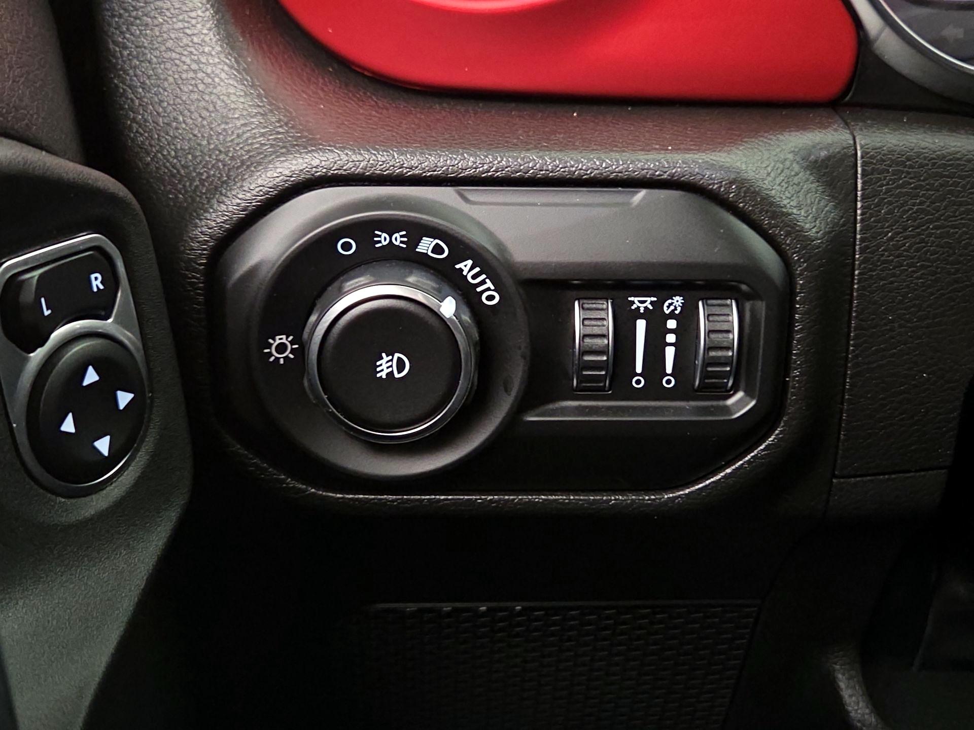 Thumbnail: 2022 Jeep Wrangler - 13