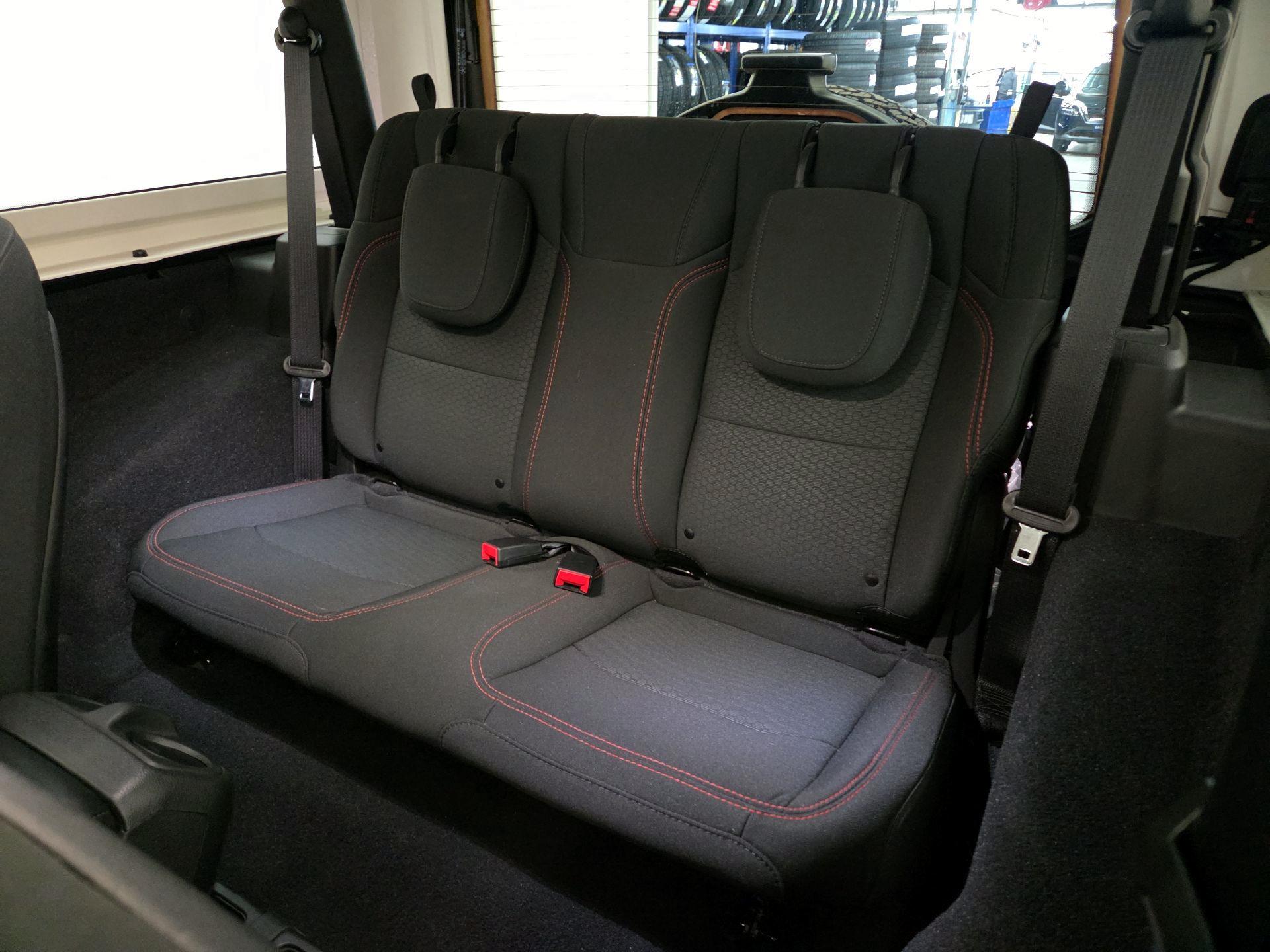 Thumbnail: 2022 Jeep Wrangler - 20