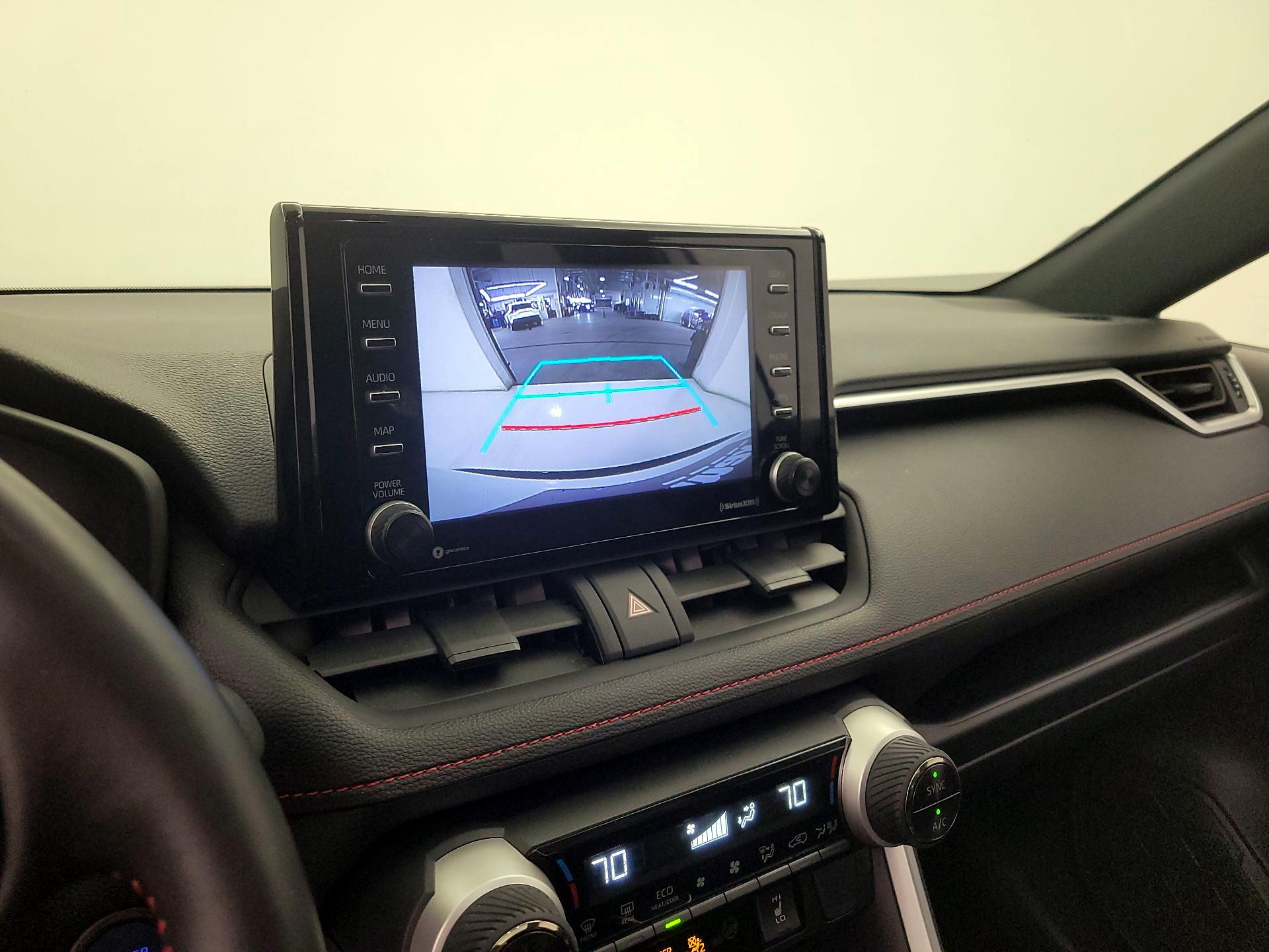 Thumbnail: 2022 Toyota RAV4 - 15