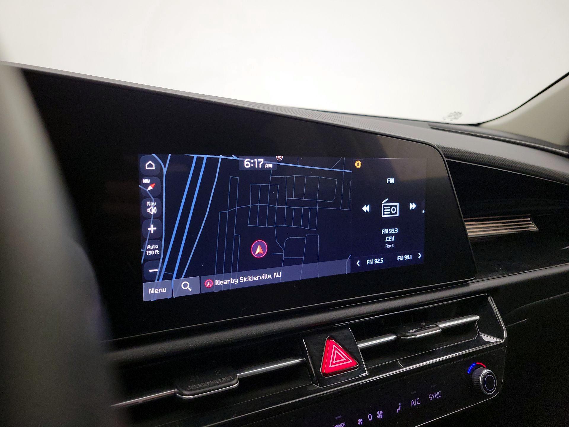 Thumbnail: 2023 Kia Niro - 14