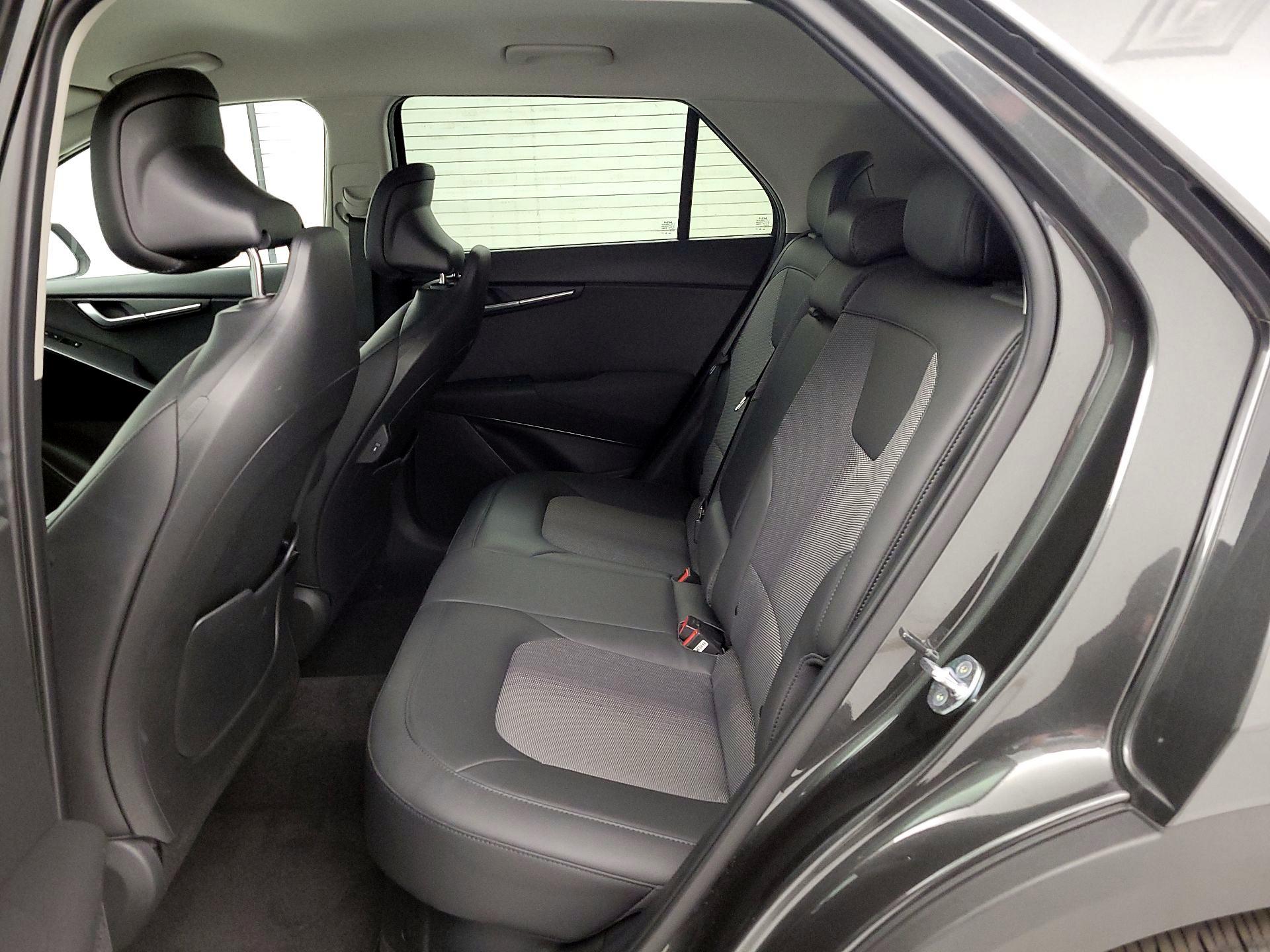 Thumbnail: 2023 Kia Niro - 20