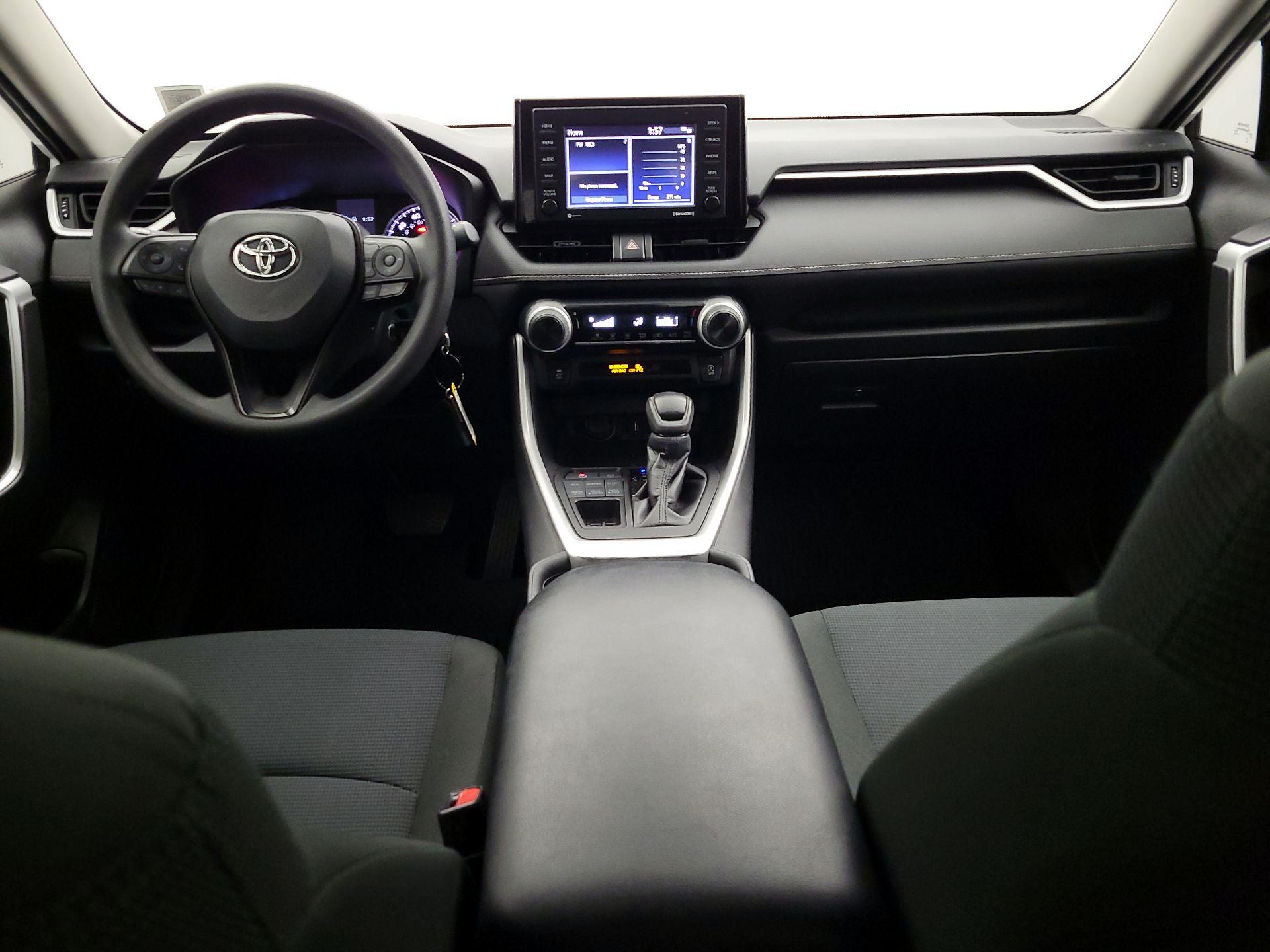 Thumbnail: 2022 Toyota RAV4 - 9