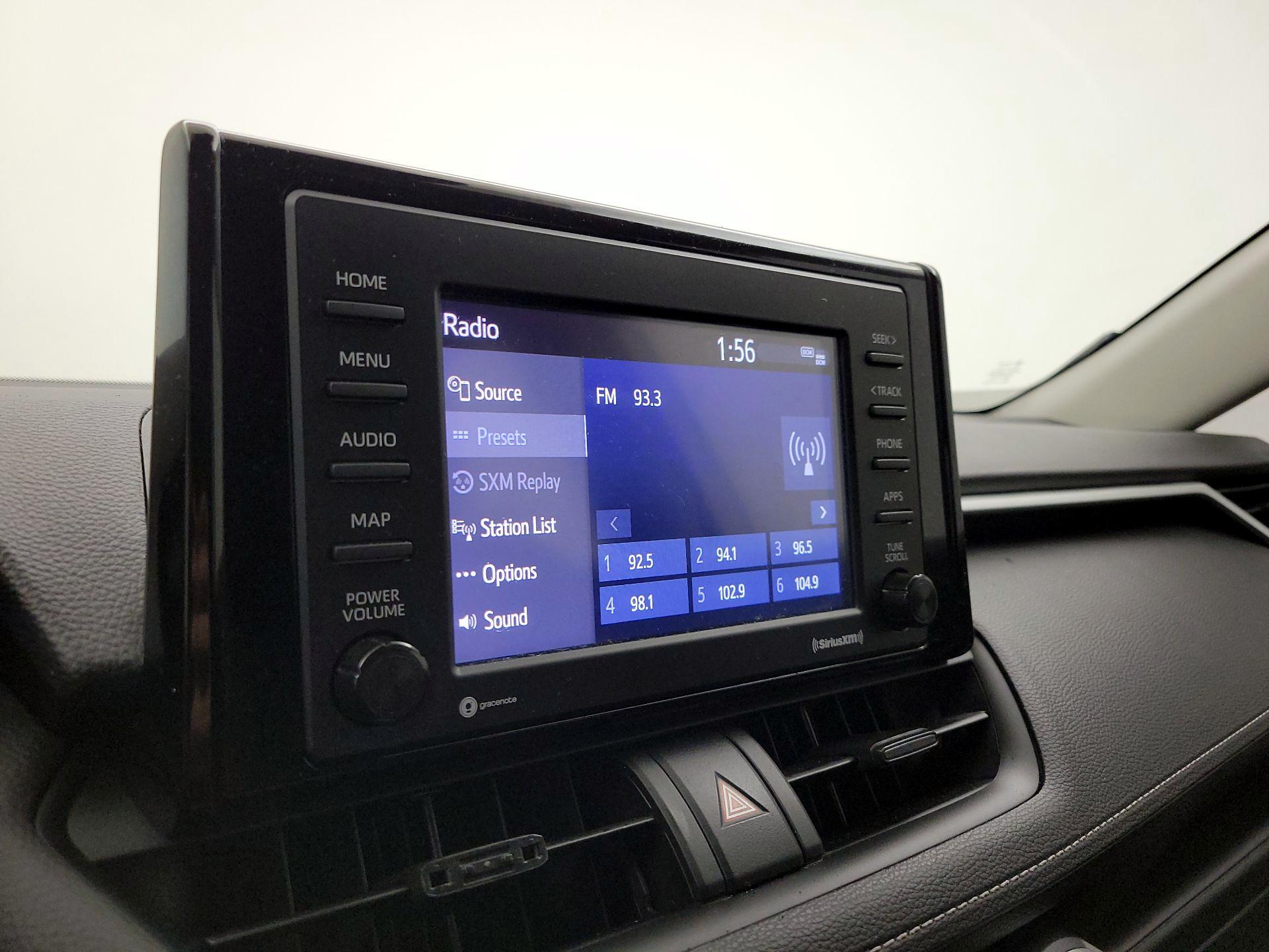 Thumbnail: 2022 Toyota RAV4 - 15