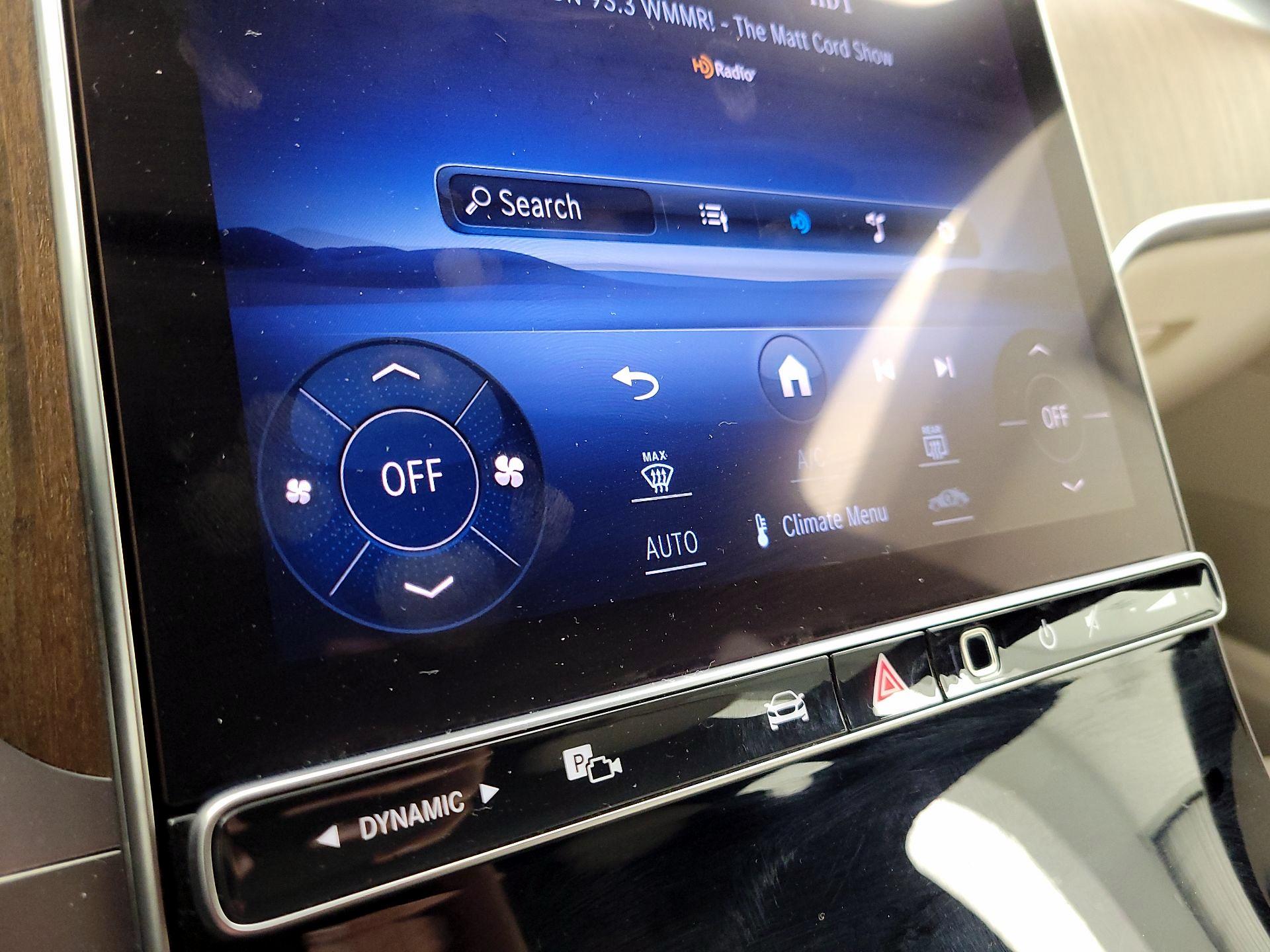 Thumbnail: 2024 Mercedes-Benz GLC - 16