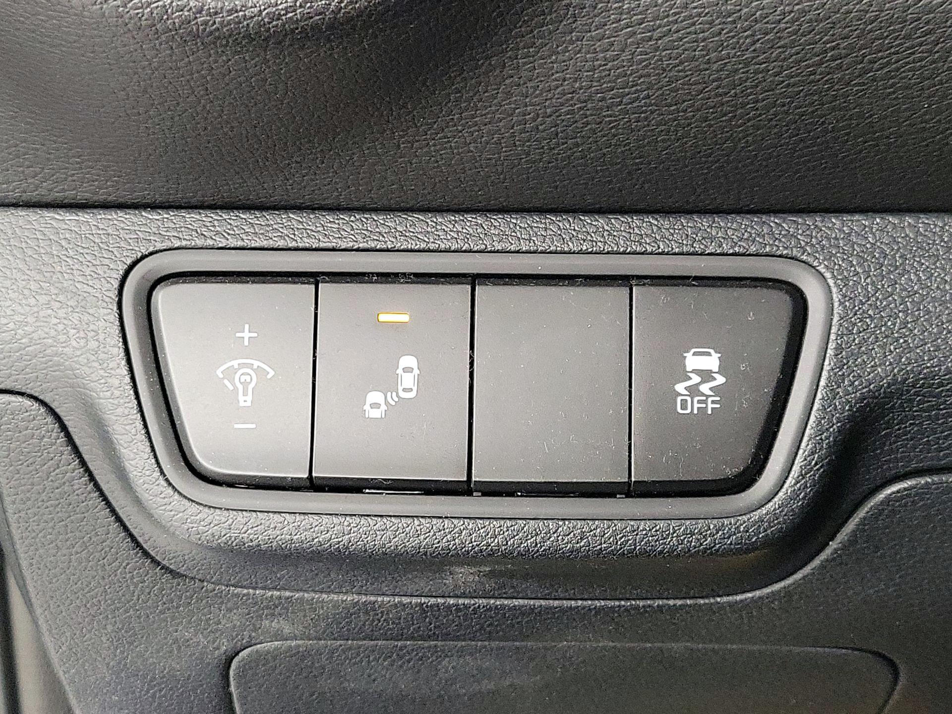 Thumbnail: 2024 Kia Forte - 13