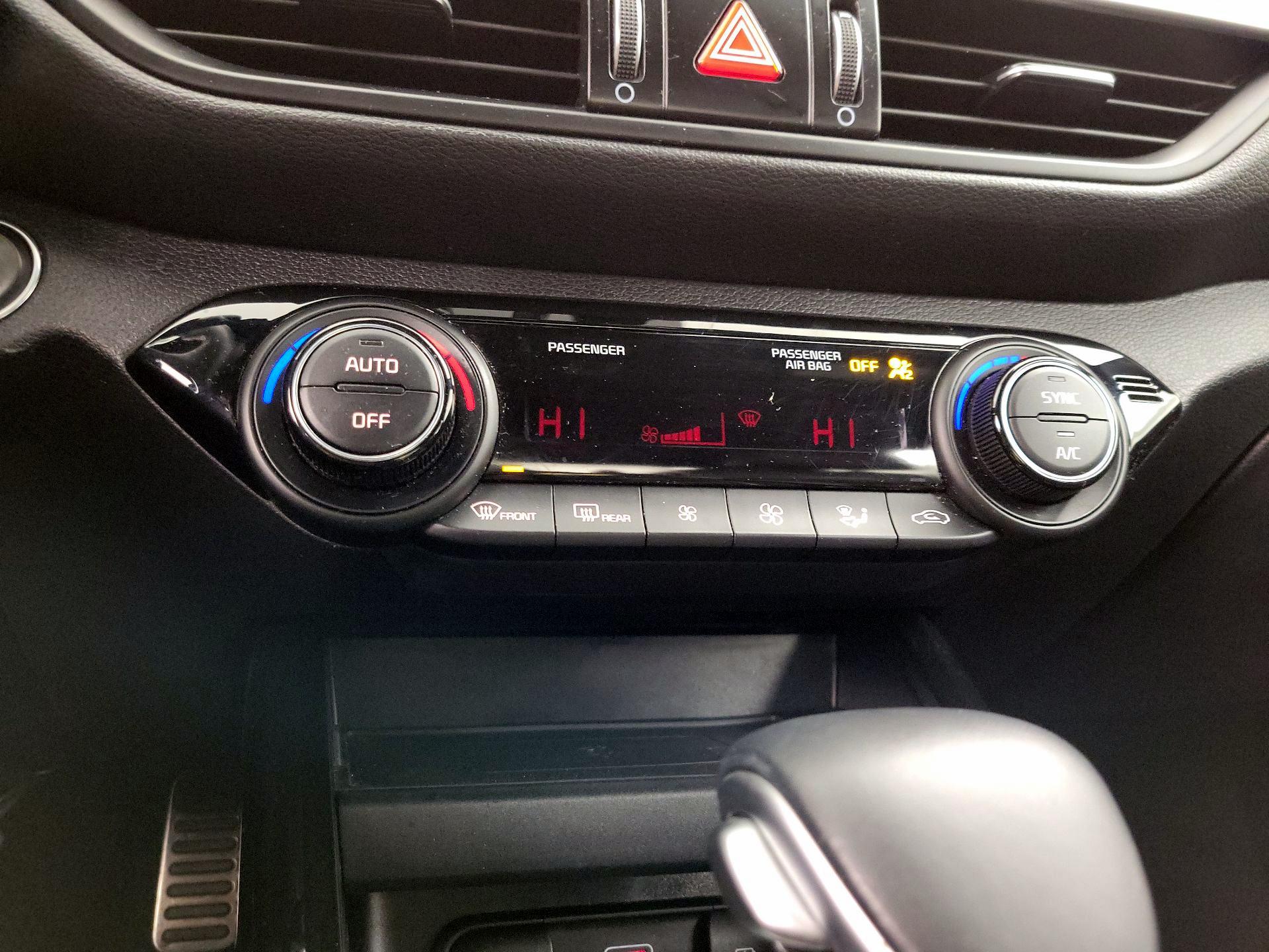 Thumbnail: 2024 Kia Forte - 17