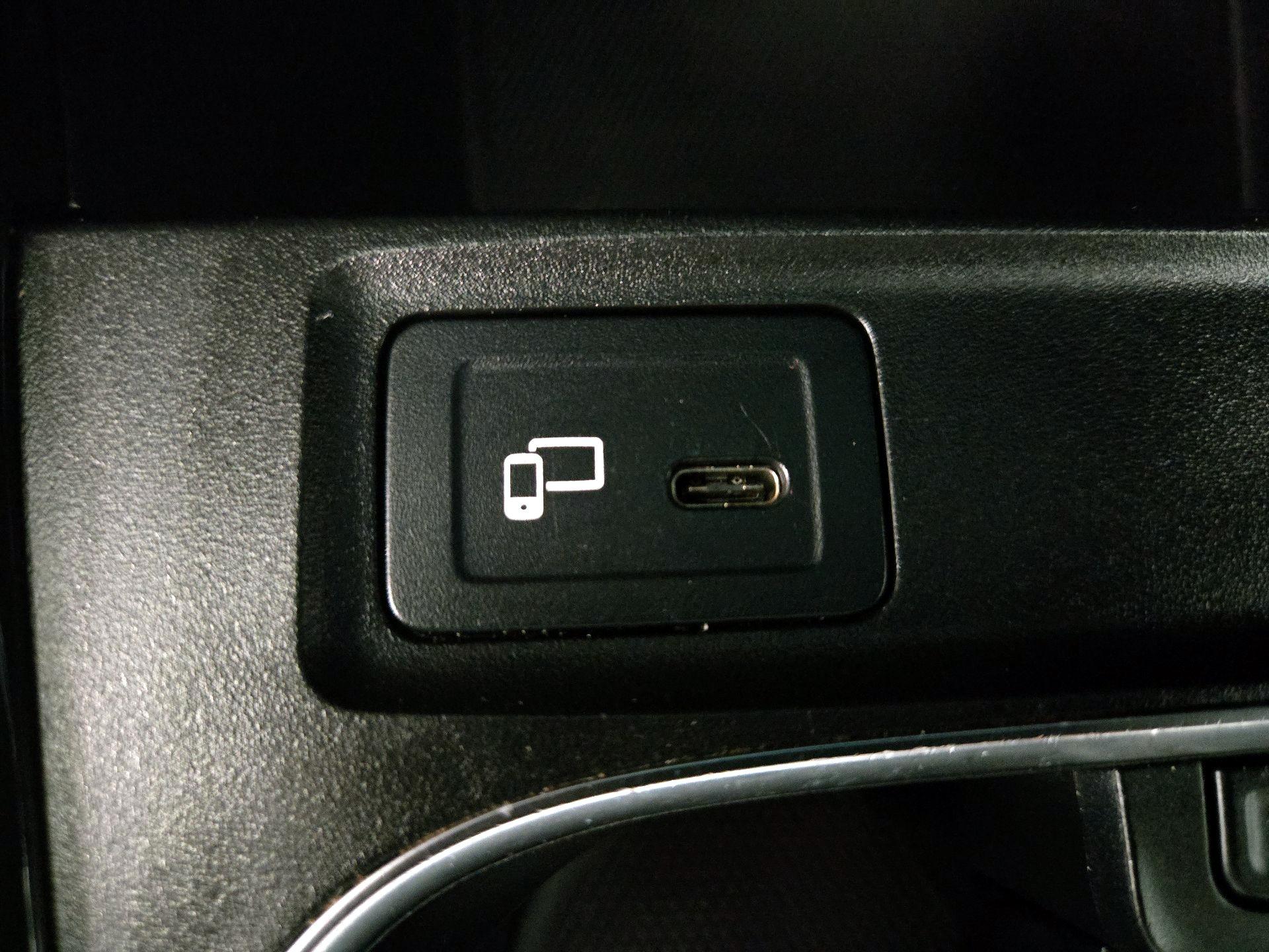 Thumbnail: 2020 Mercedes-Benz A-Class - 18