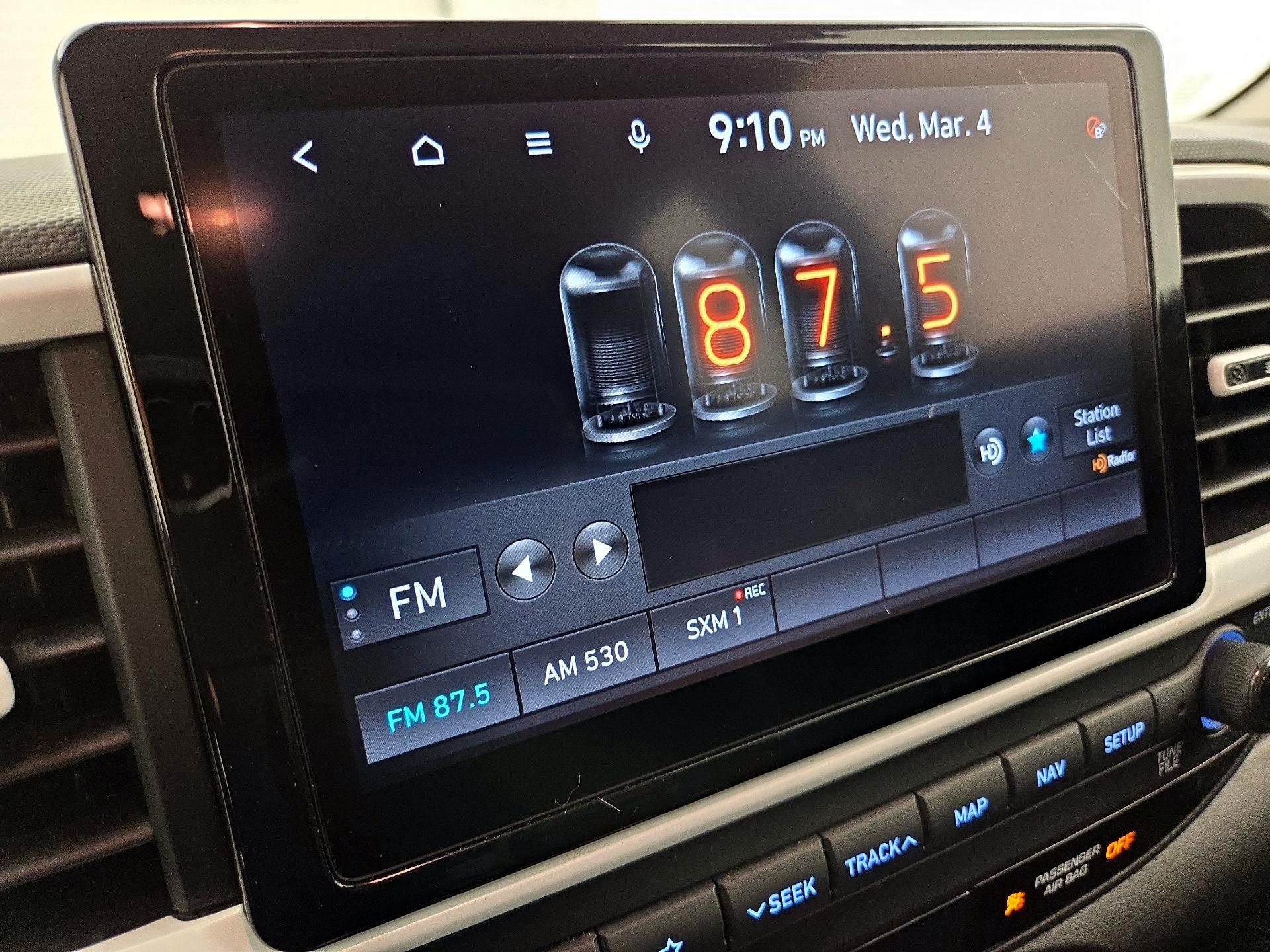 Thumbnail: 2022 Hyundai Venue - 16