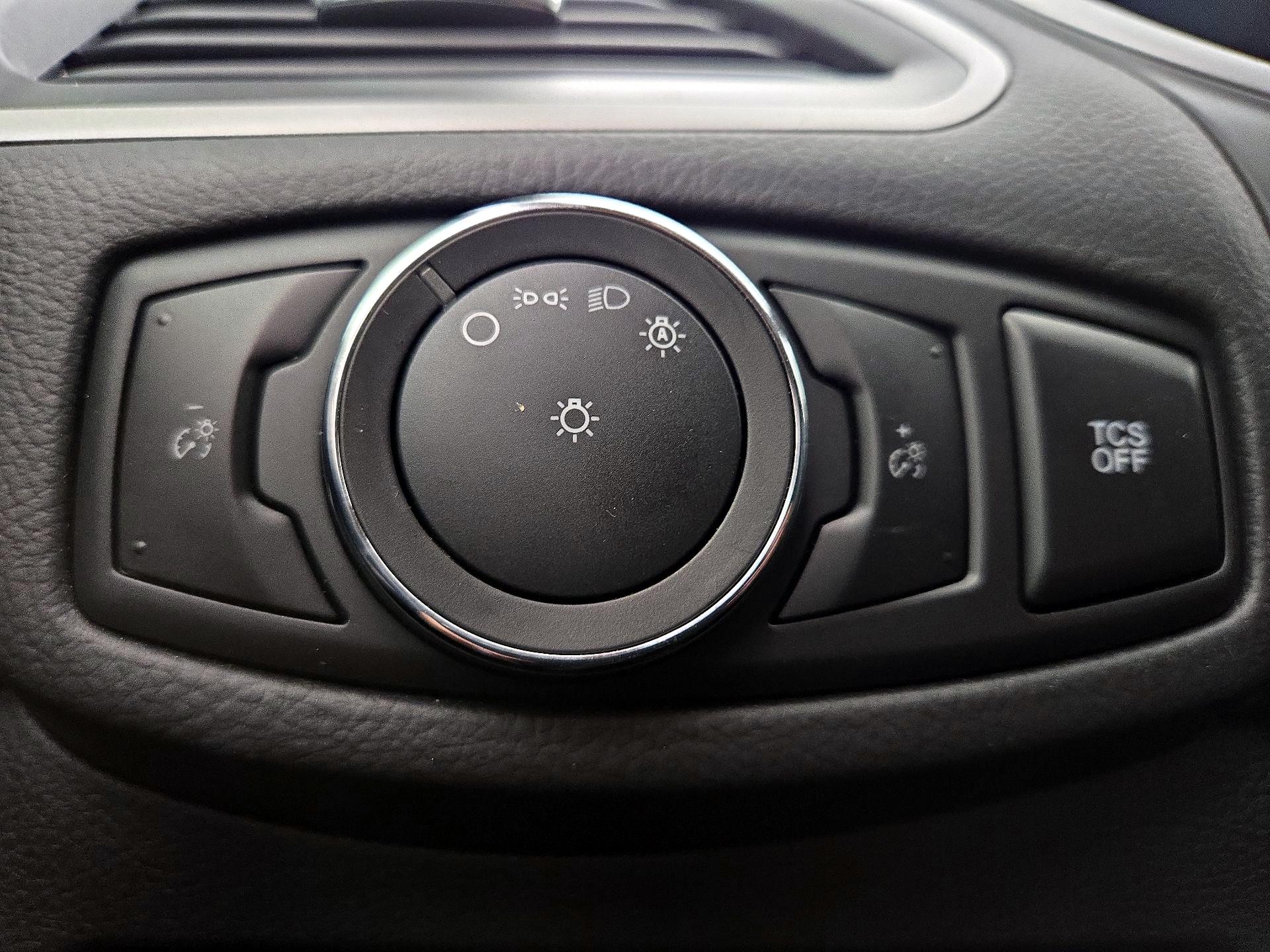 Thumbnail: 2021 Ford Edge - 13