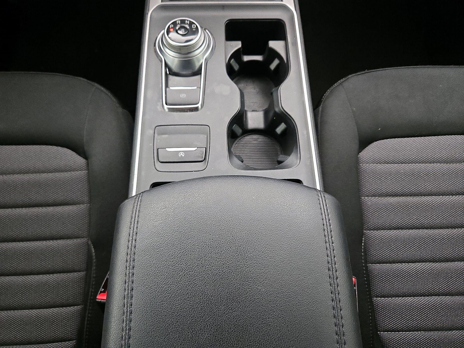 Thumbnail: 2021 Ford Edge - 17