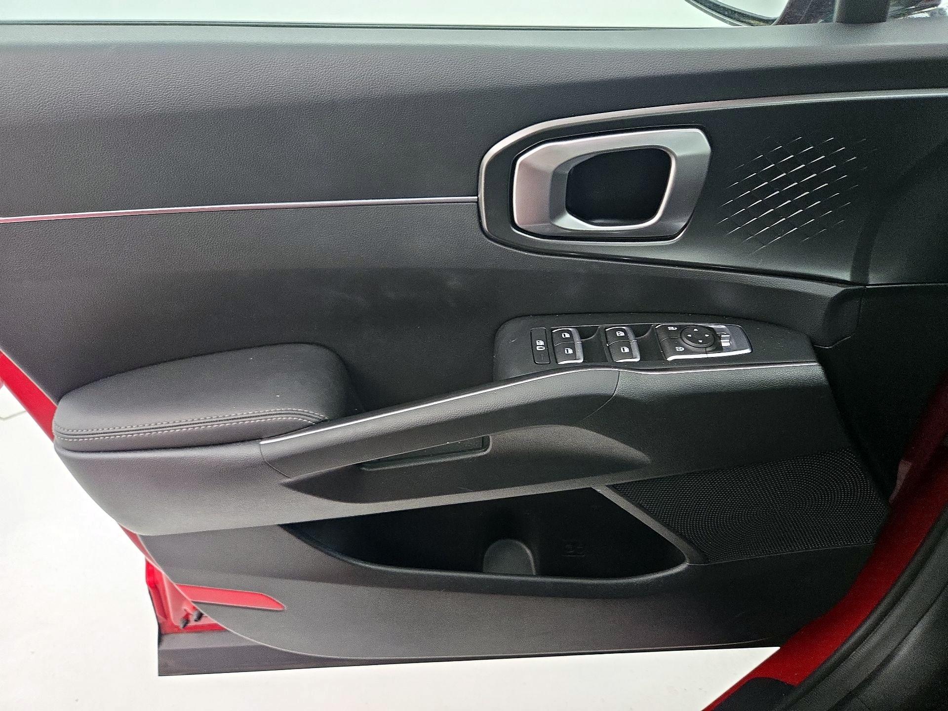 Thumbnail: 2021 Kia Sorento - 12