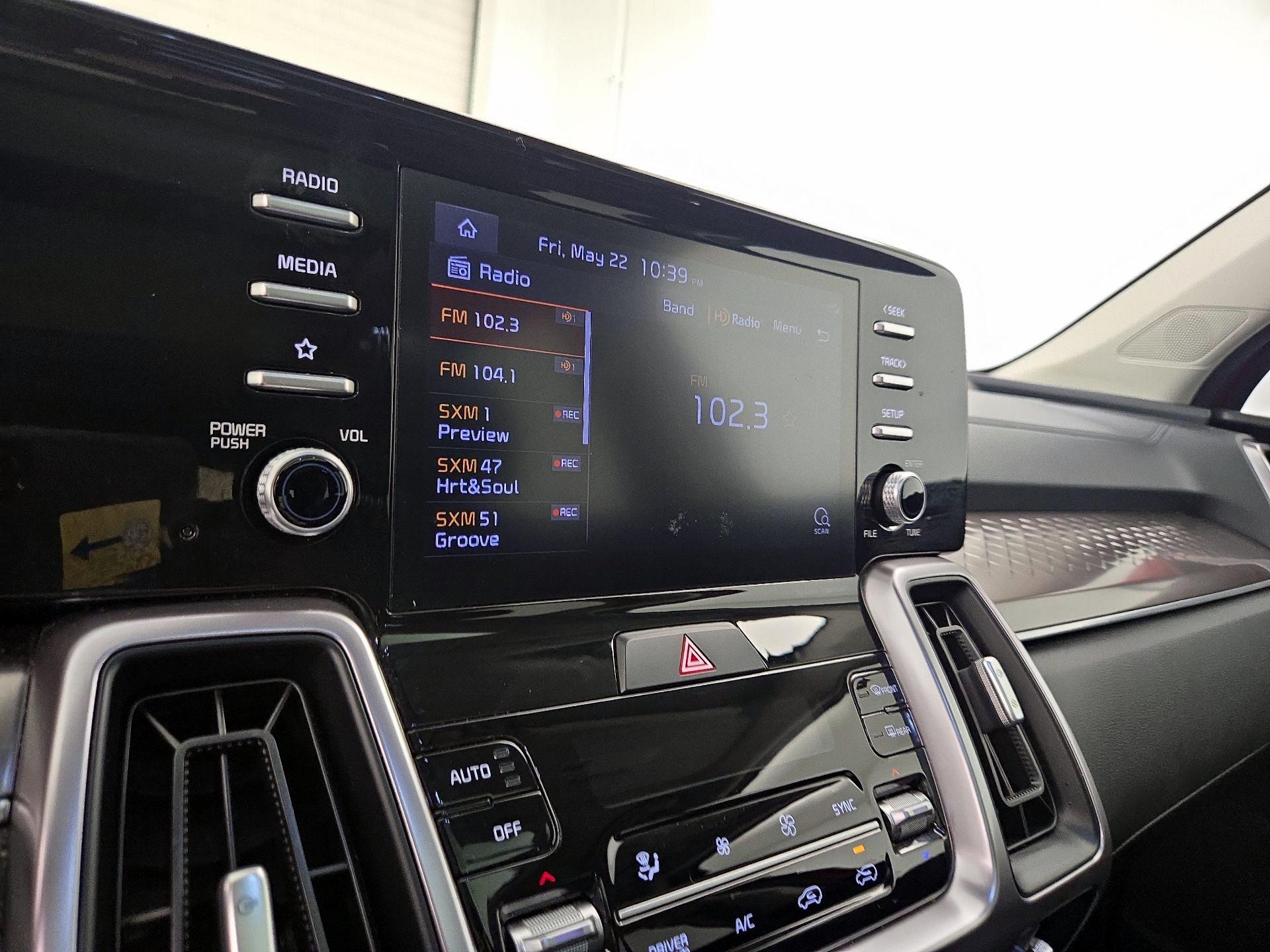 Thumbnail: 2021 Kia Sorento - 15