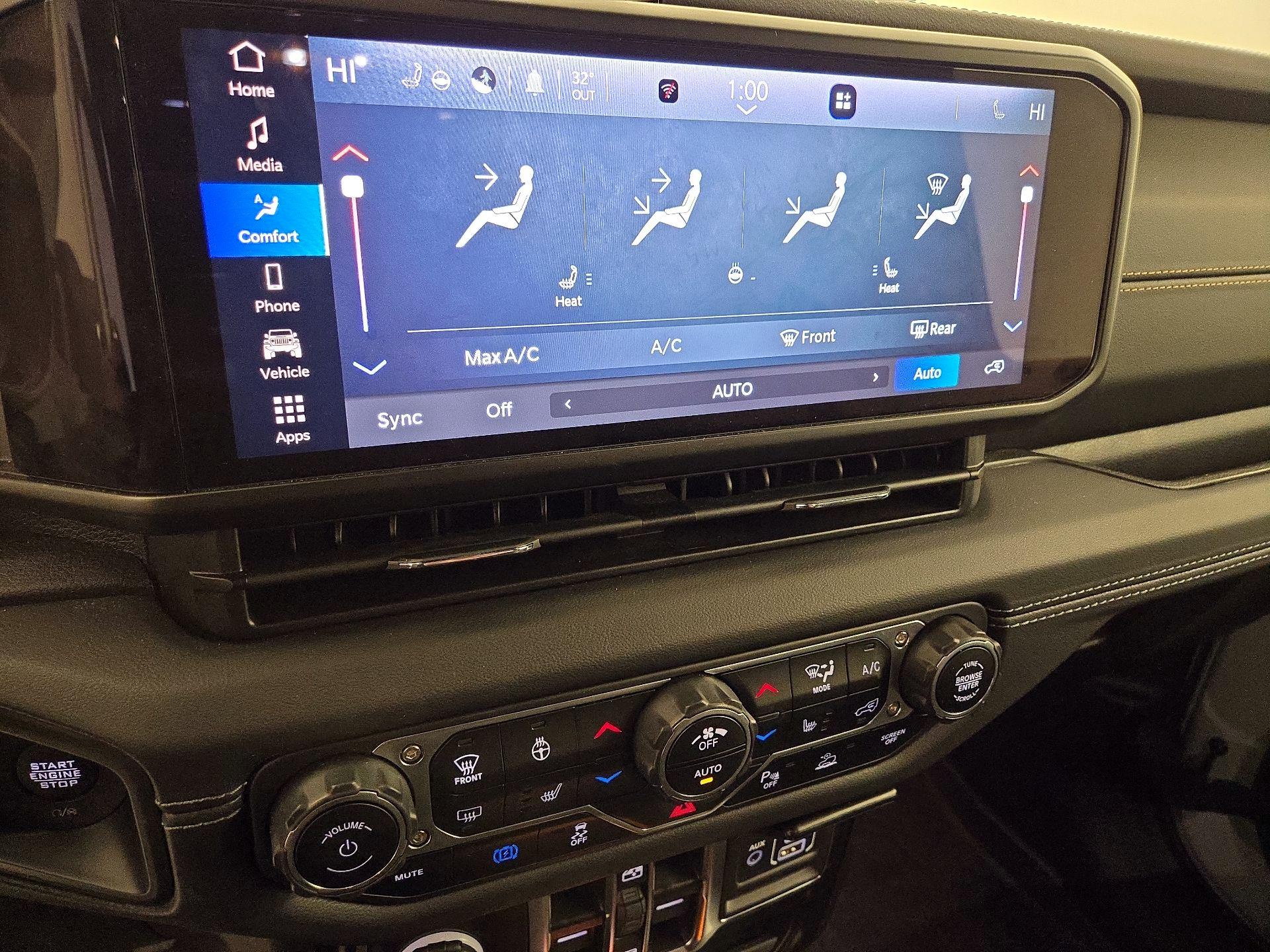 Thumbnail: 2024 Jeep Wrangler - 16