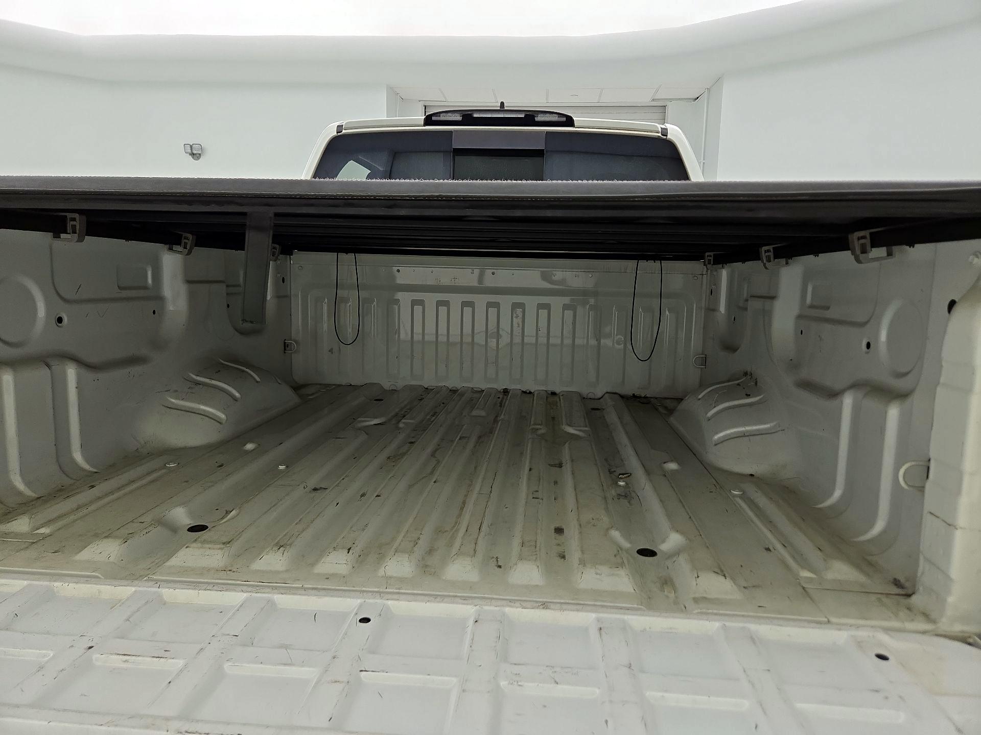 Thumbnail: 2022 Nissan Titan - 20