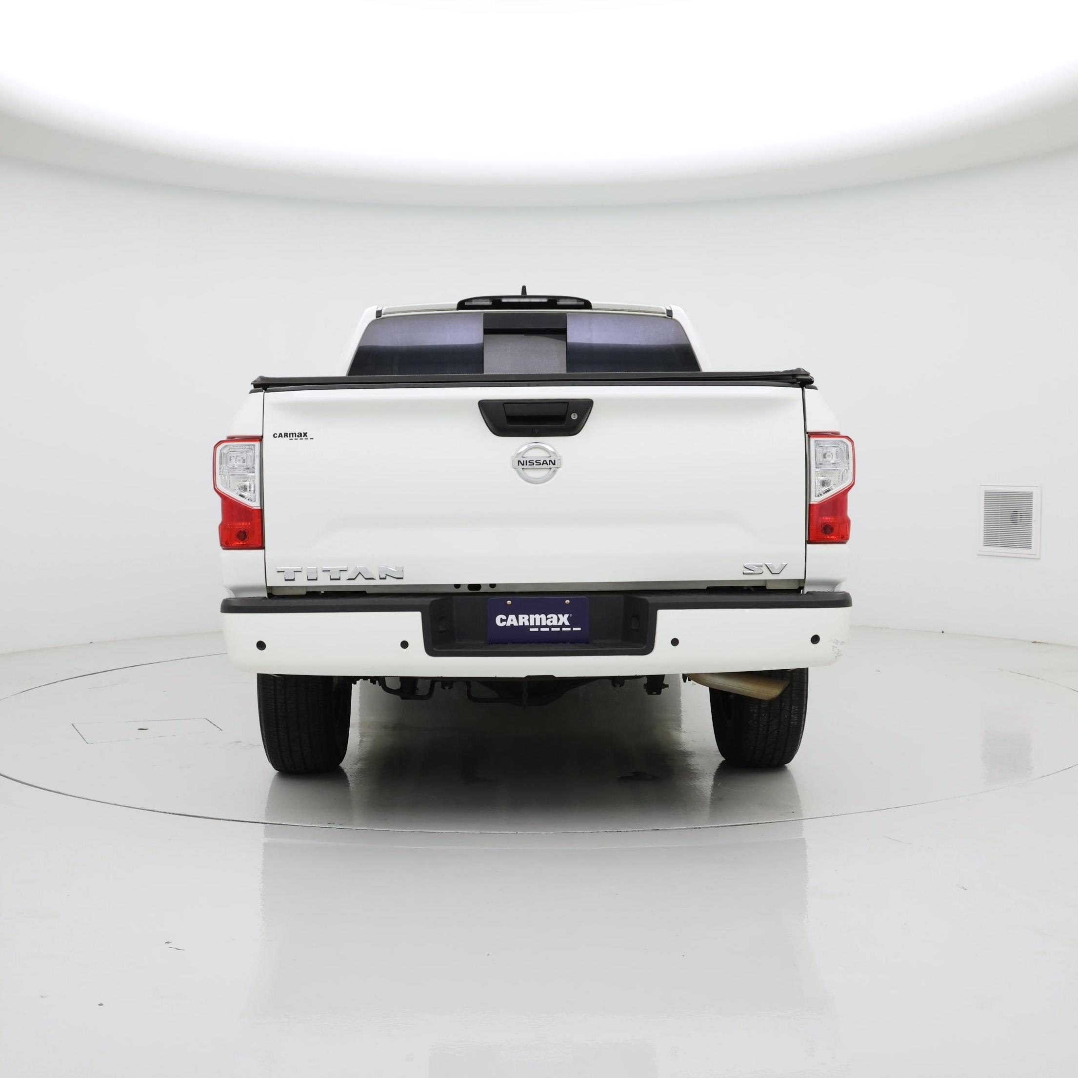 Thumbnail: 2022 Nissan Titan - 6