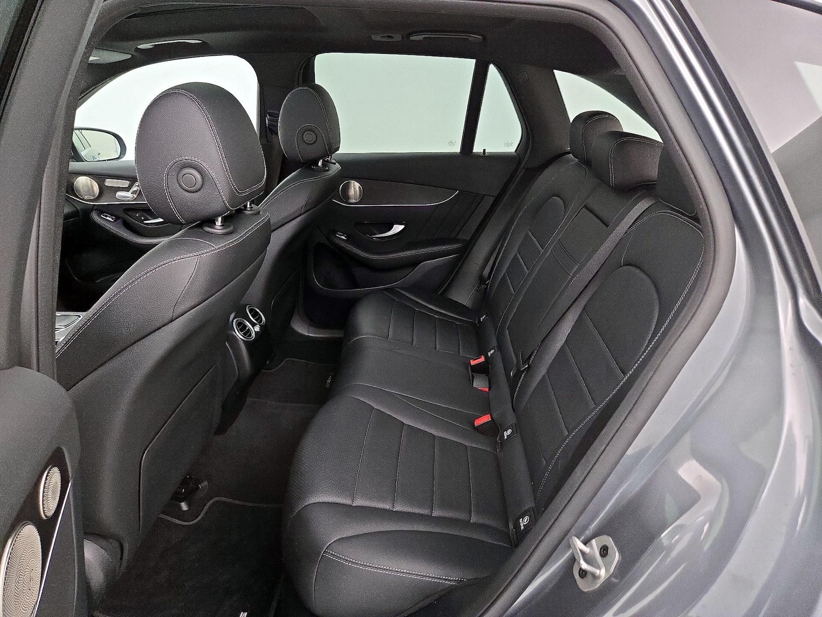 2021 Mercedes-Benz GLC GLC300 - Photo 21