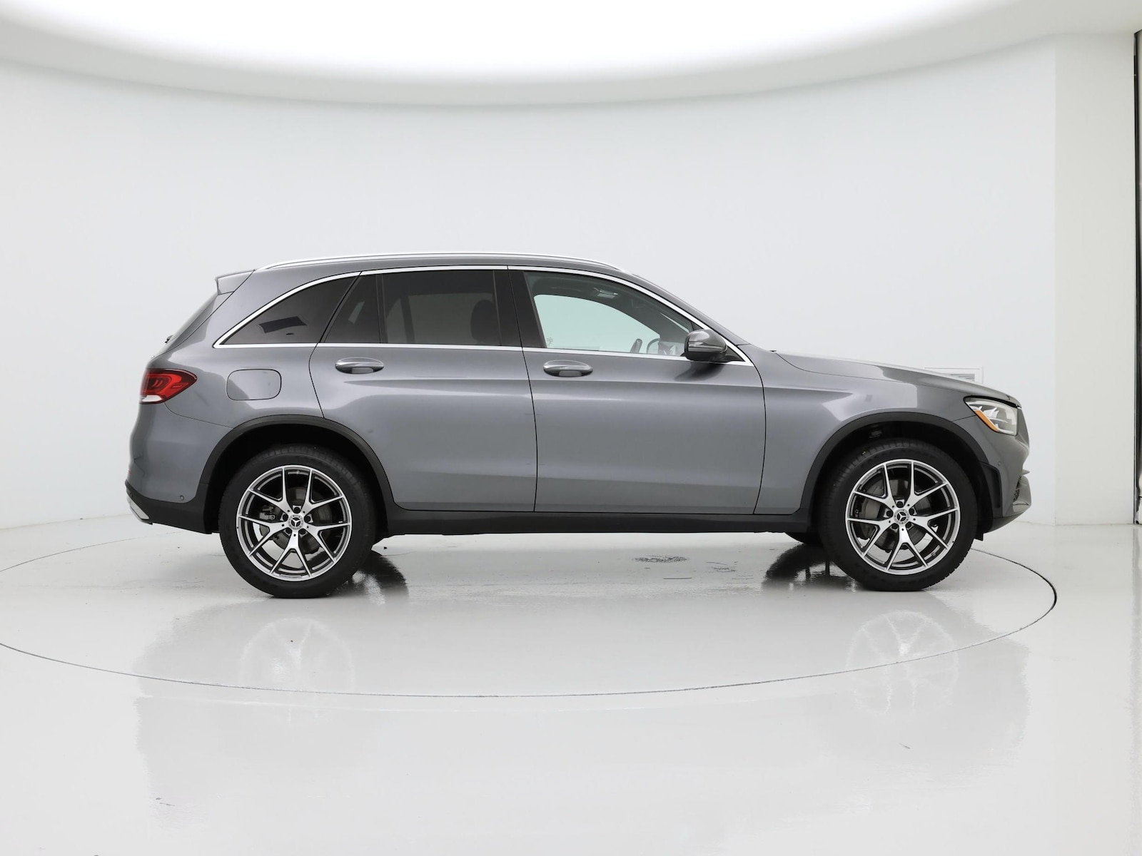 2021 Mercedes-Benz GLC GLC300 - Photo 8