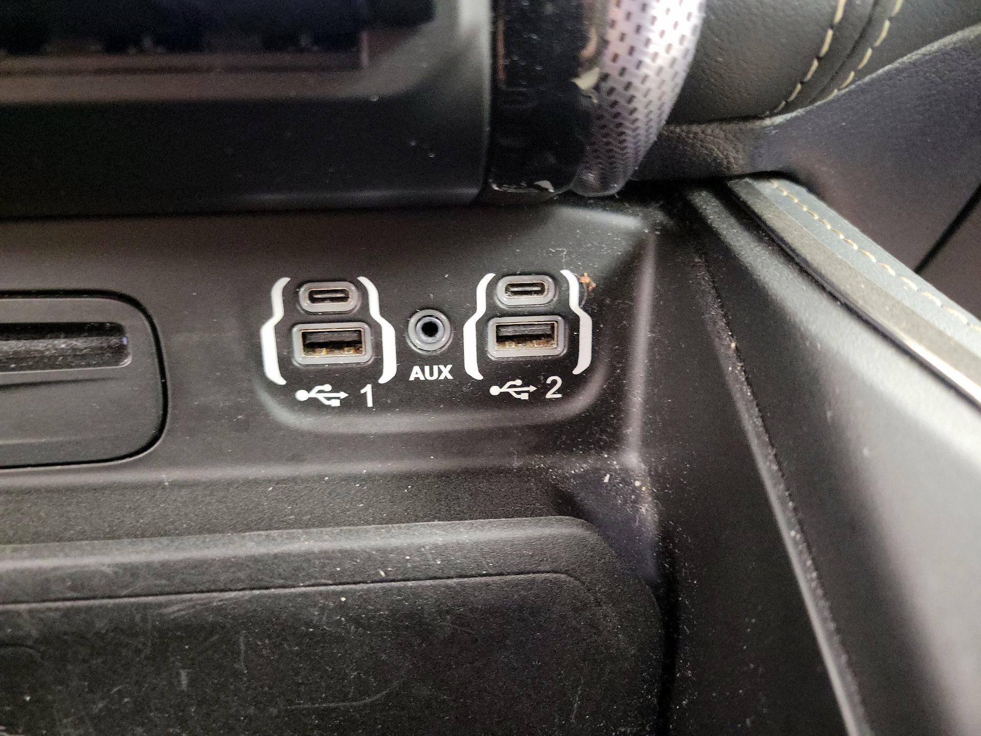 Thumbnail: 2019 RAM 1500 - 19