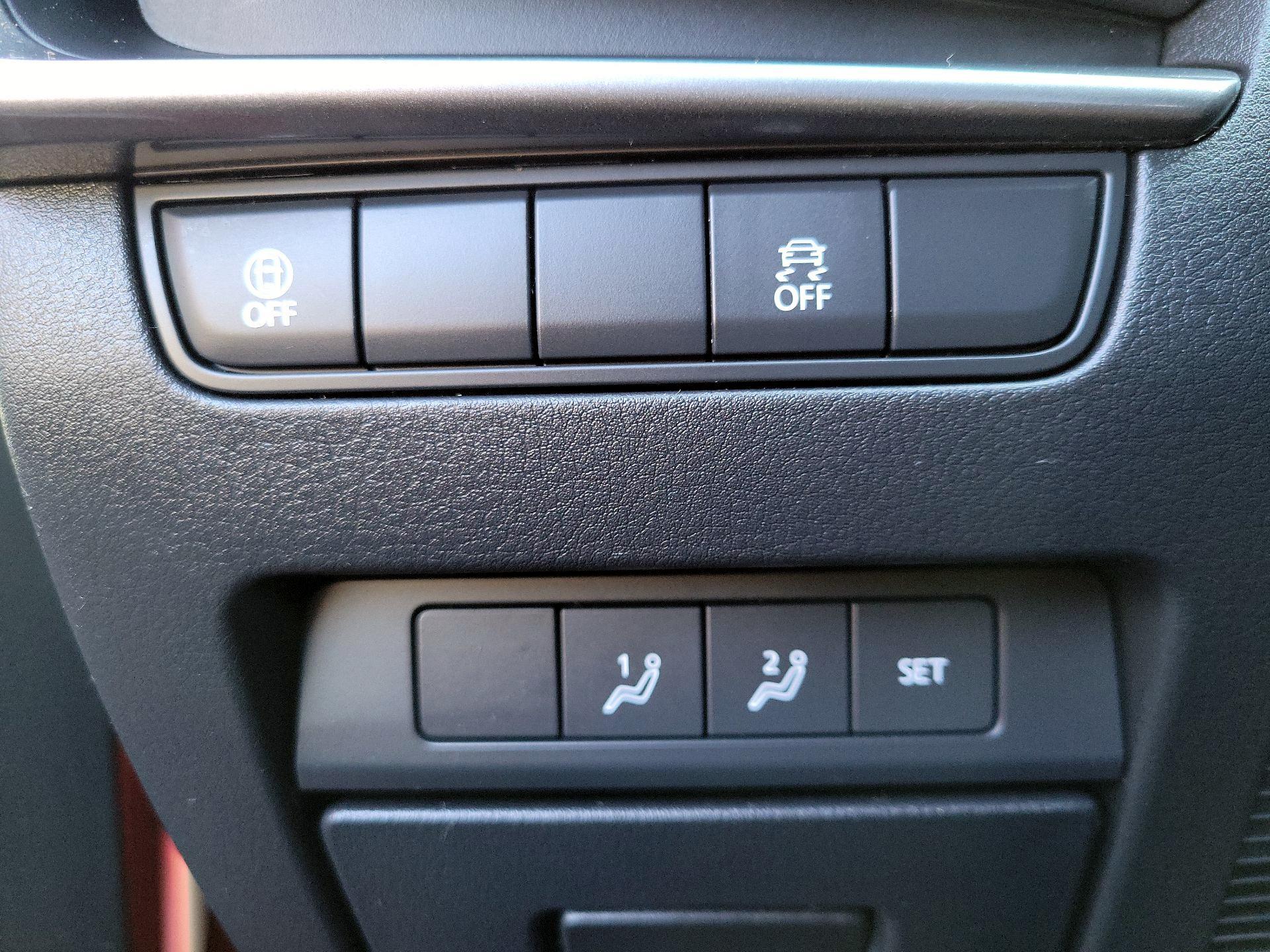 Thumbnail: 2021 Mazda Mazda3 - 11