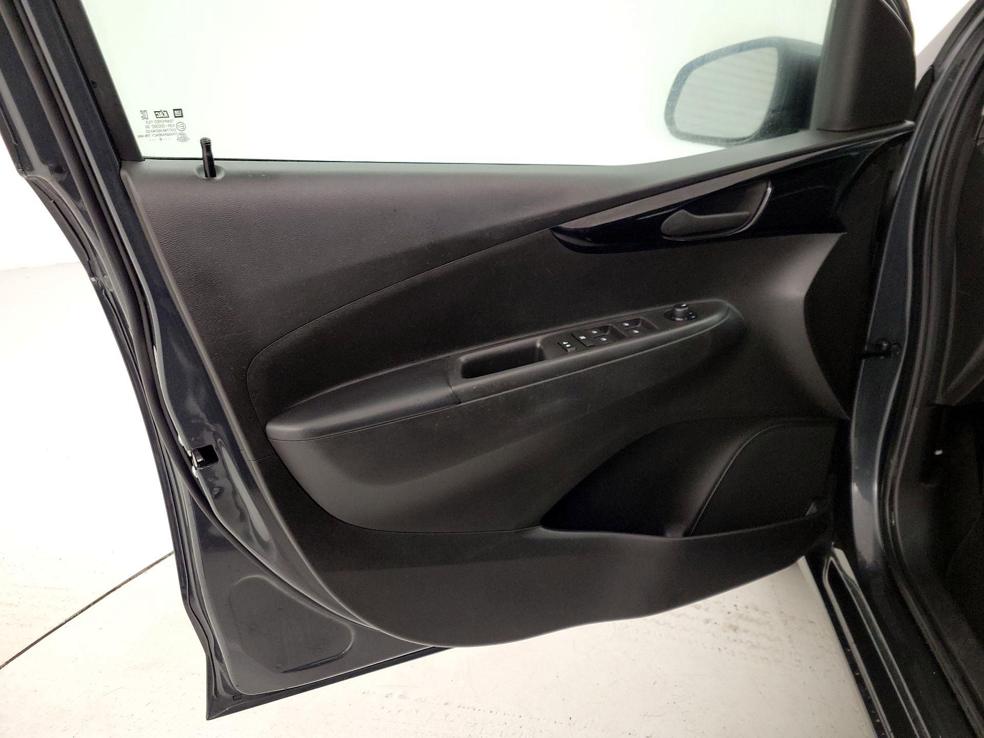 Thumbnail: 2020 Chevrolet Spark - 12