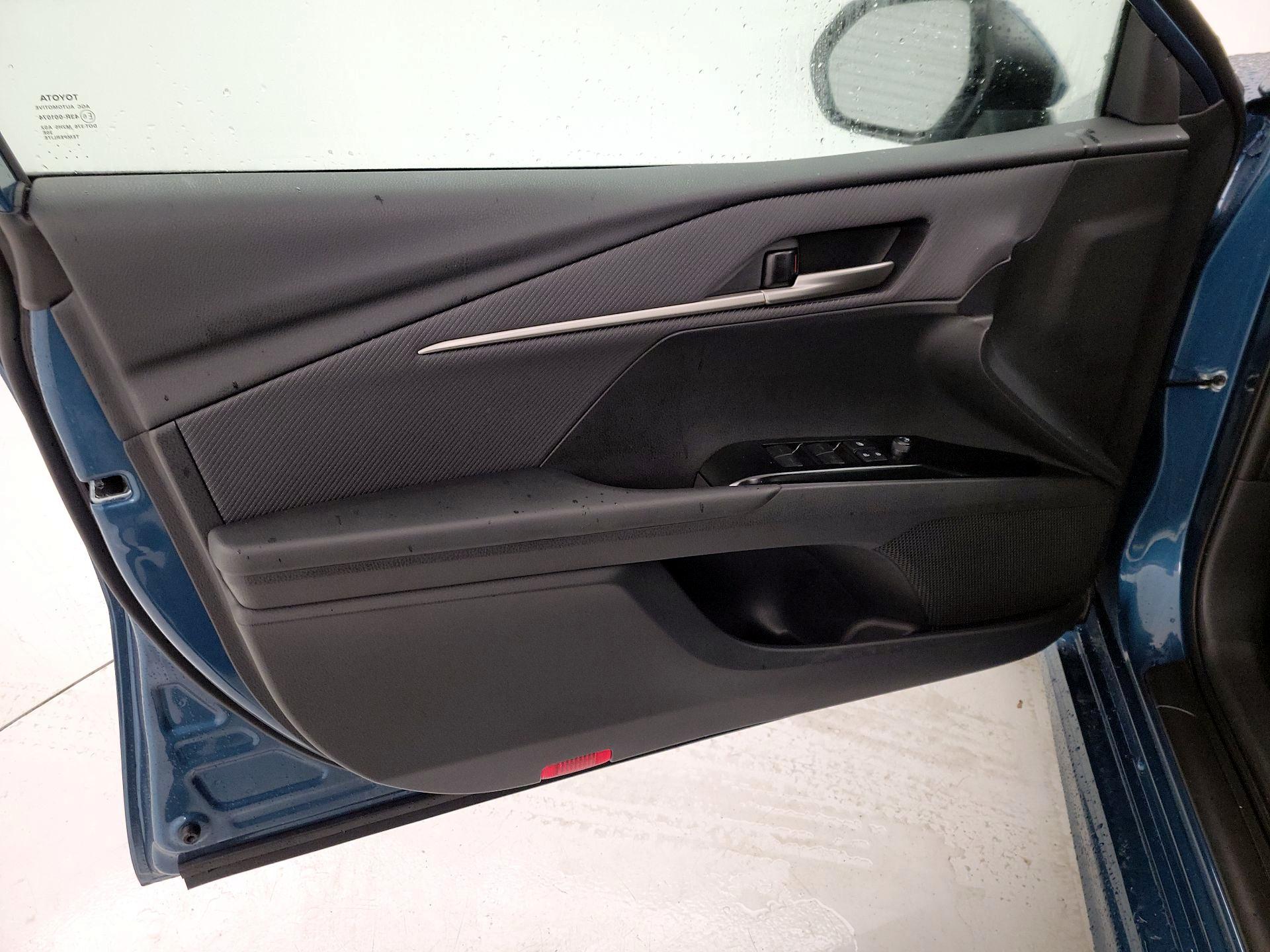 Thumbnail: 2026 Toyota Camry - 12