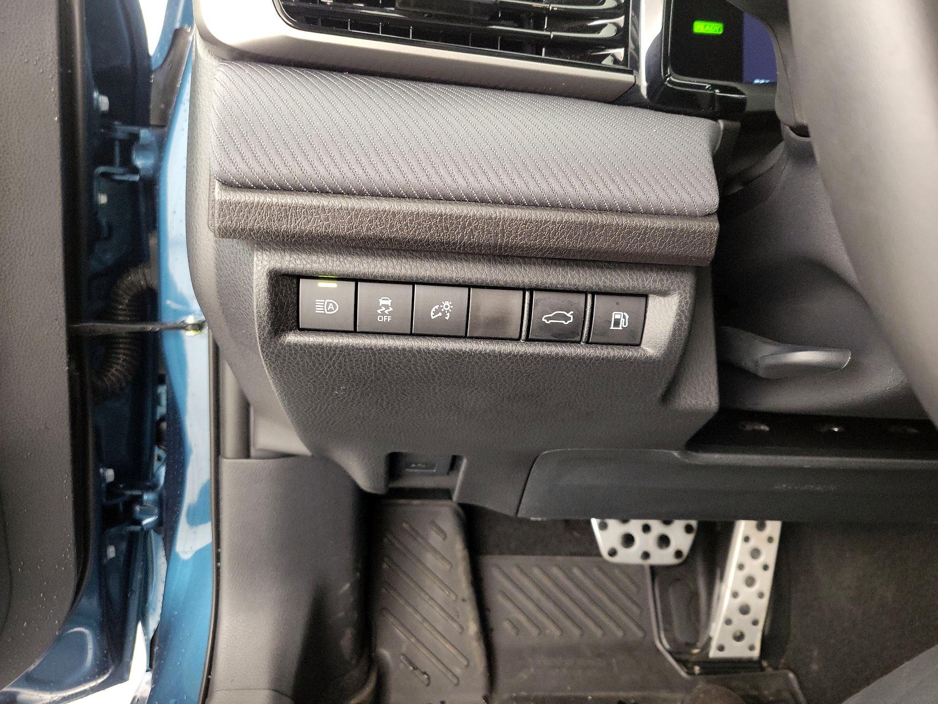 Thumbnail: 2026 Toyota Camry - 13