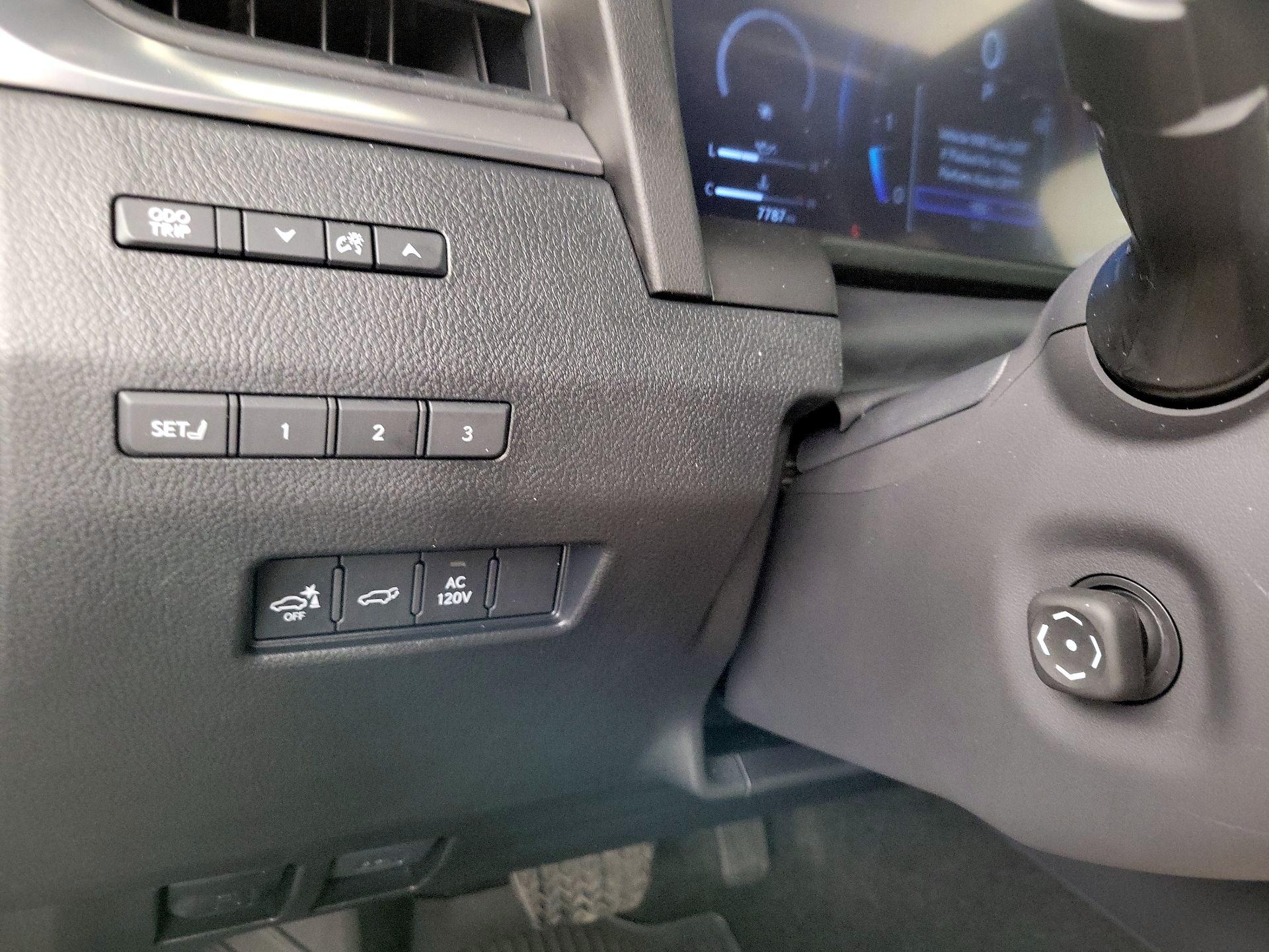 Thumbnail: 2025 Lexus GX - 13