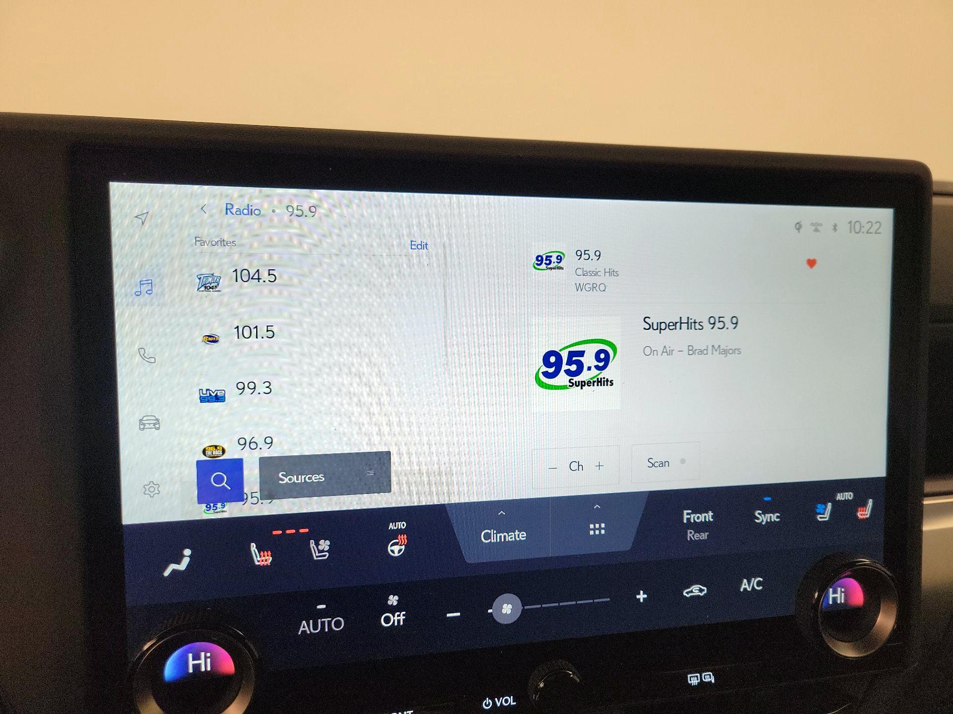 Thumbnail: 2025 Lexus GX - 16