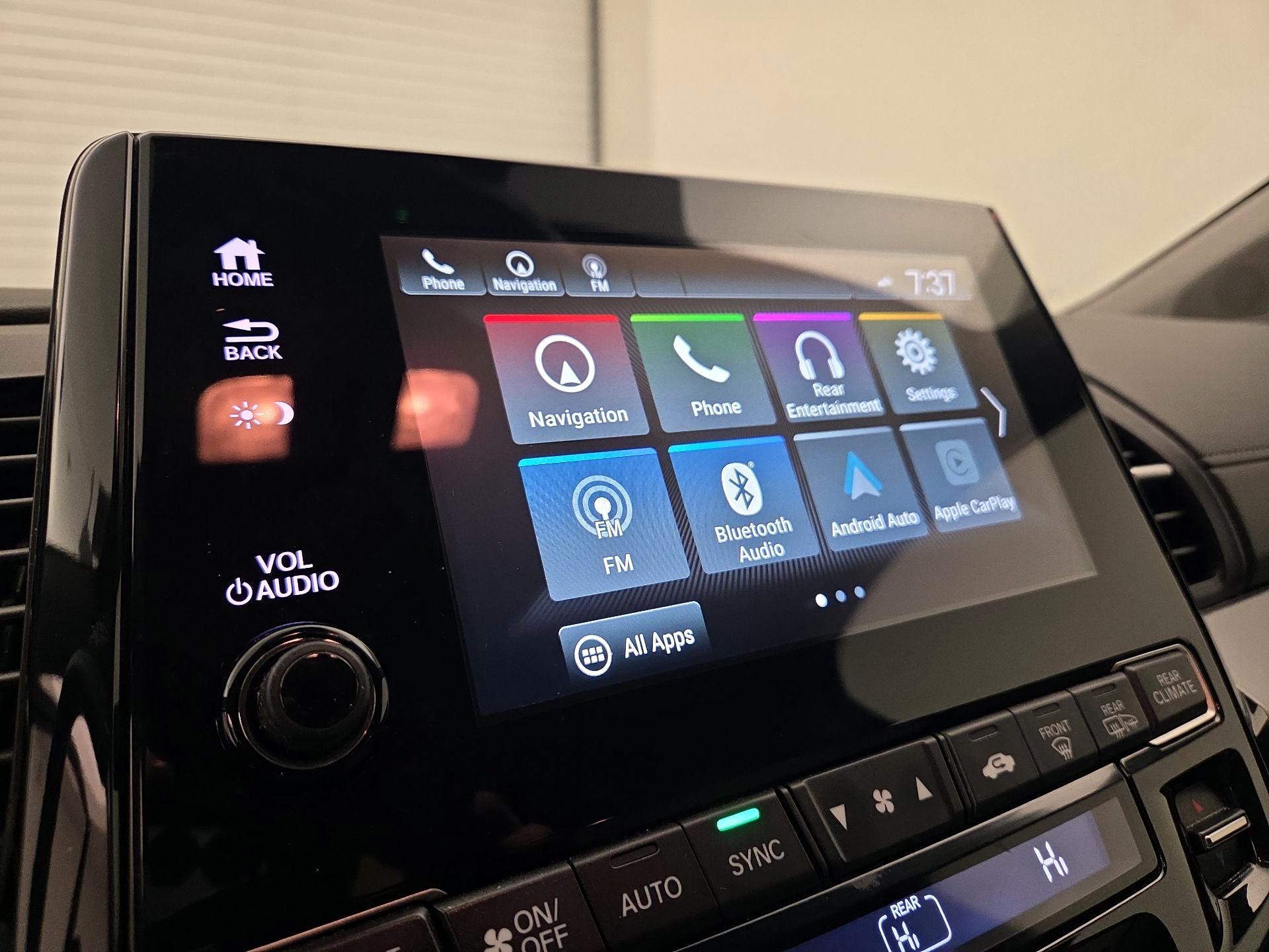 Thumbnail: 2023 Honda Odyssey - 14