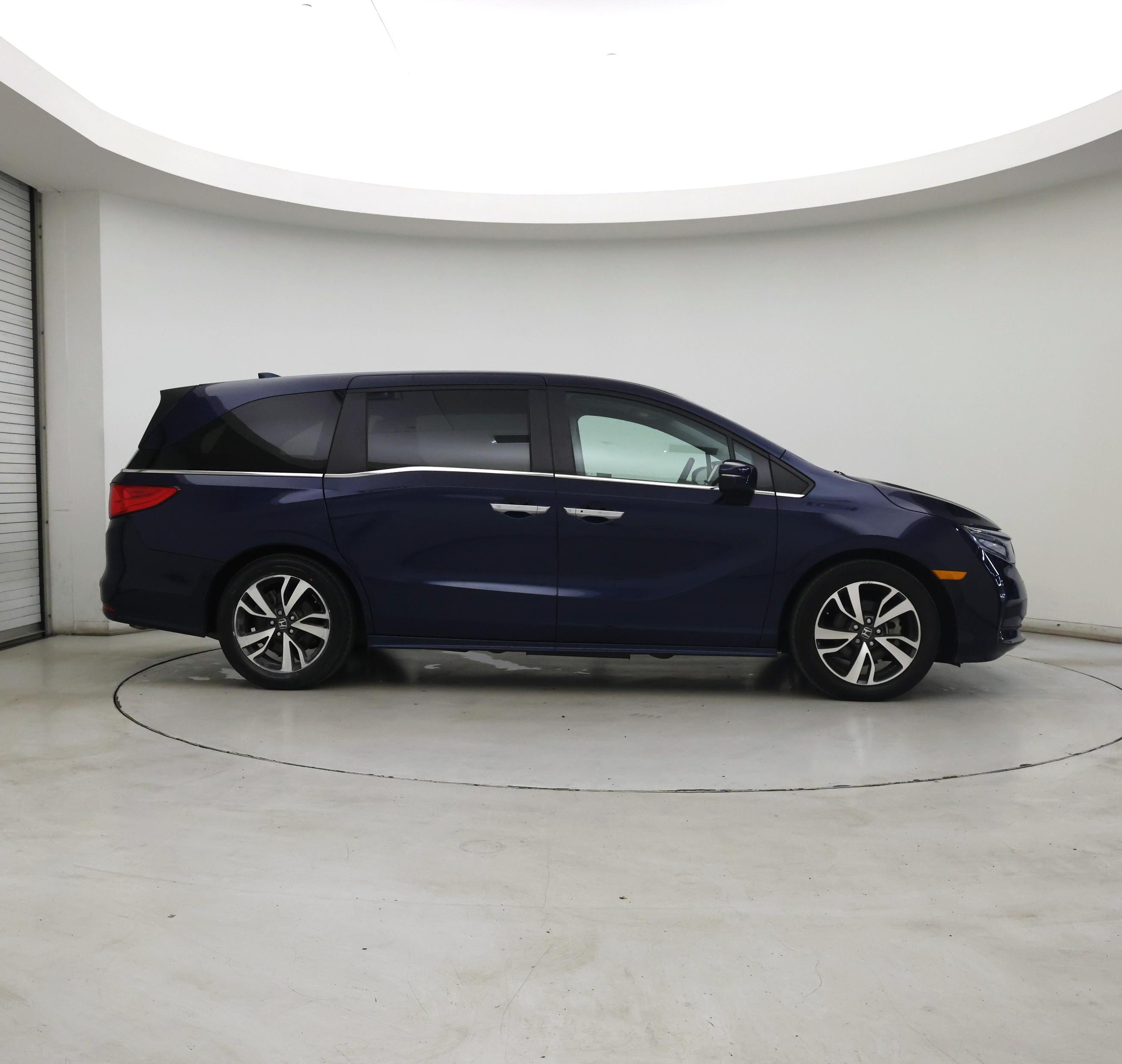 Thumbnail: 2023 Honda Odyssey - 7