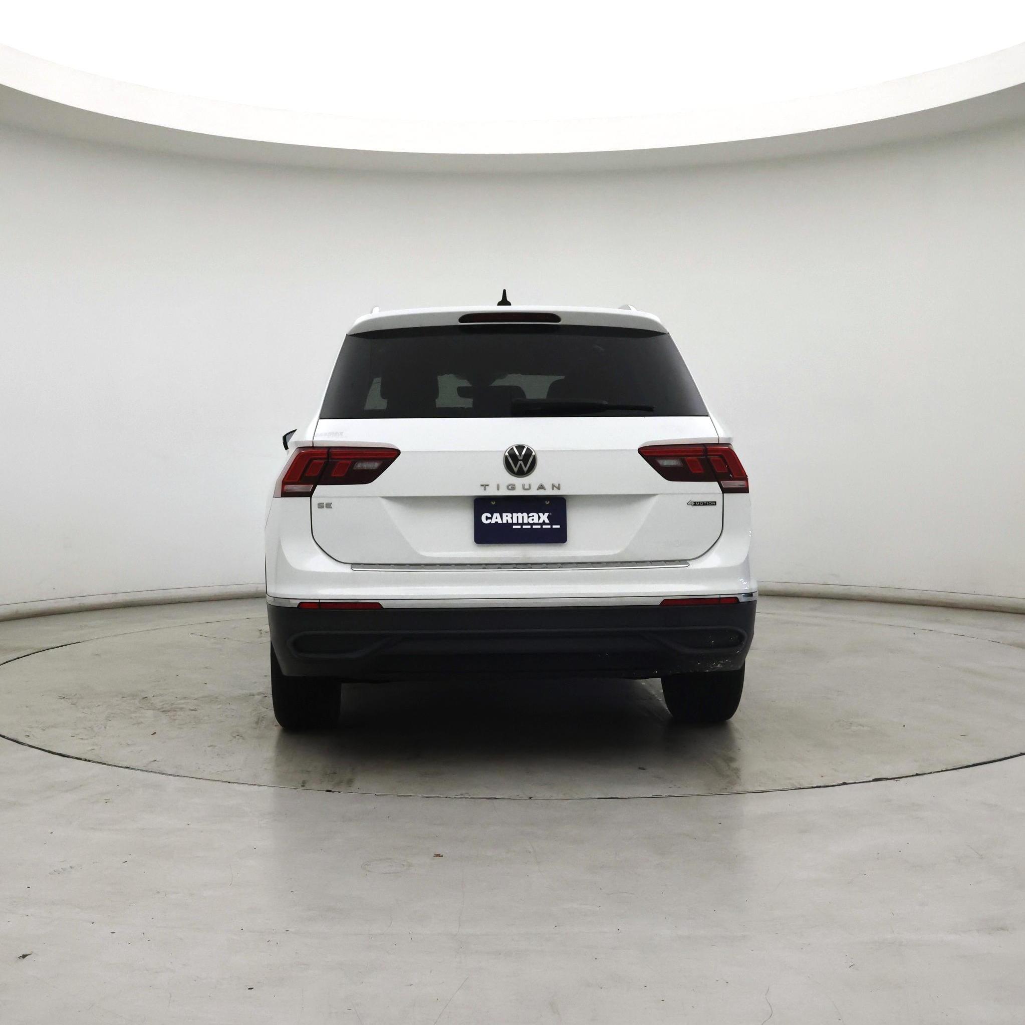 Thumbnail: 2022 Volkswagen Tiguan - 6