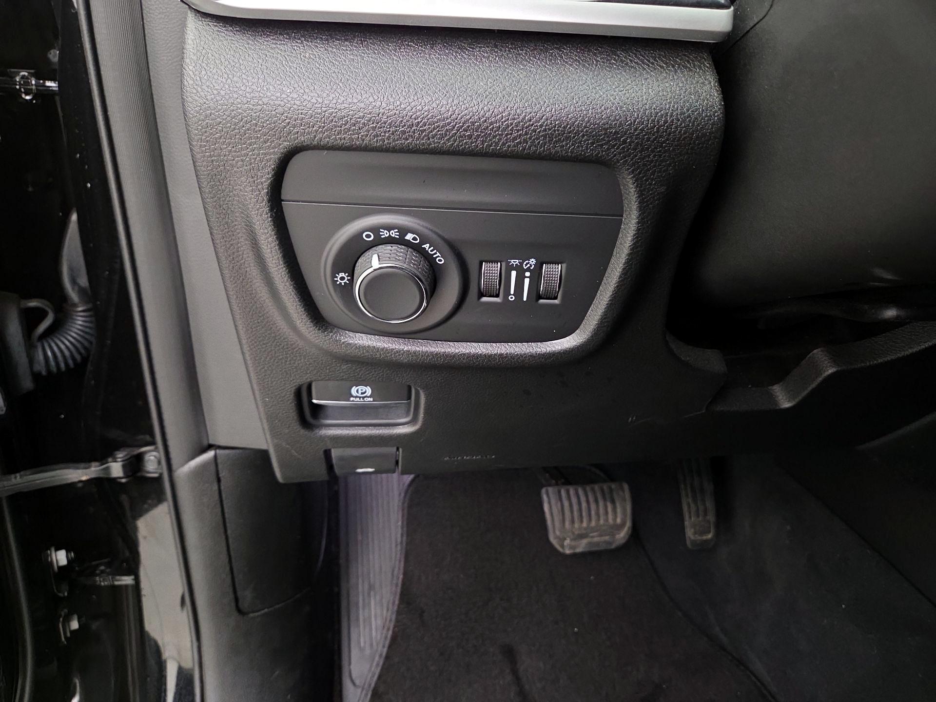 Thumbnail: 2021 Jeep Grand Cherokee L - 13