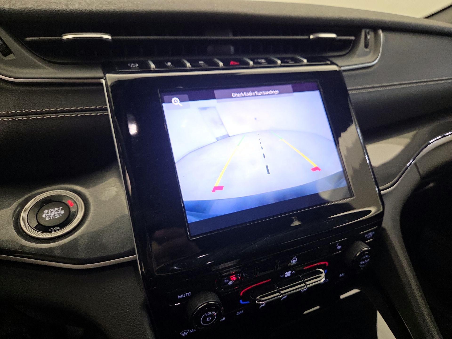 Thumbnail: 2021 Jeep Grand Cherokee L - 14