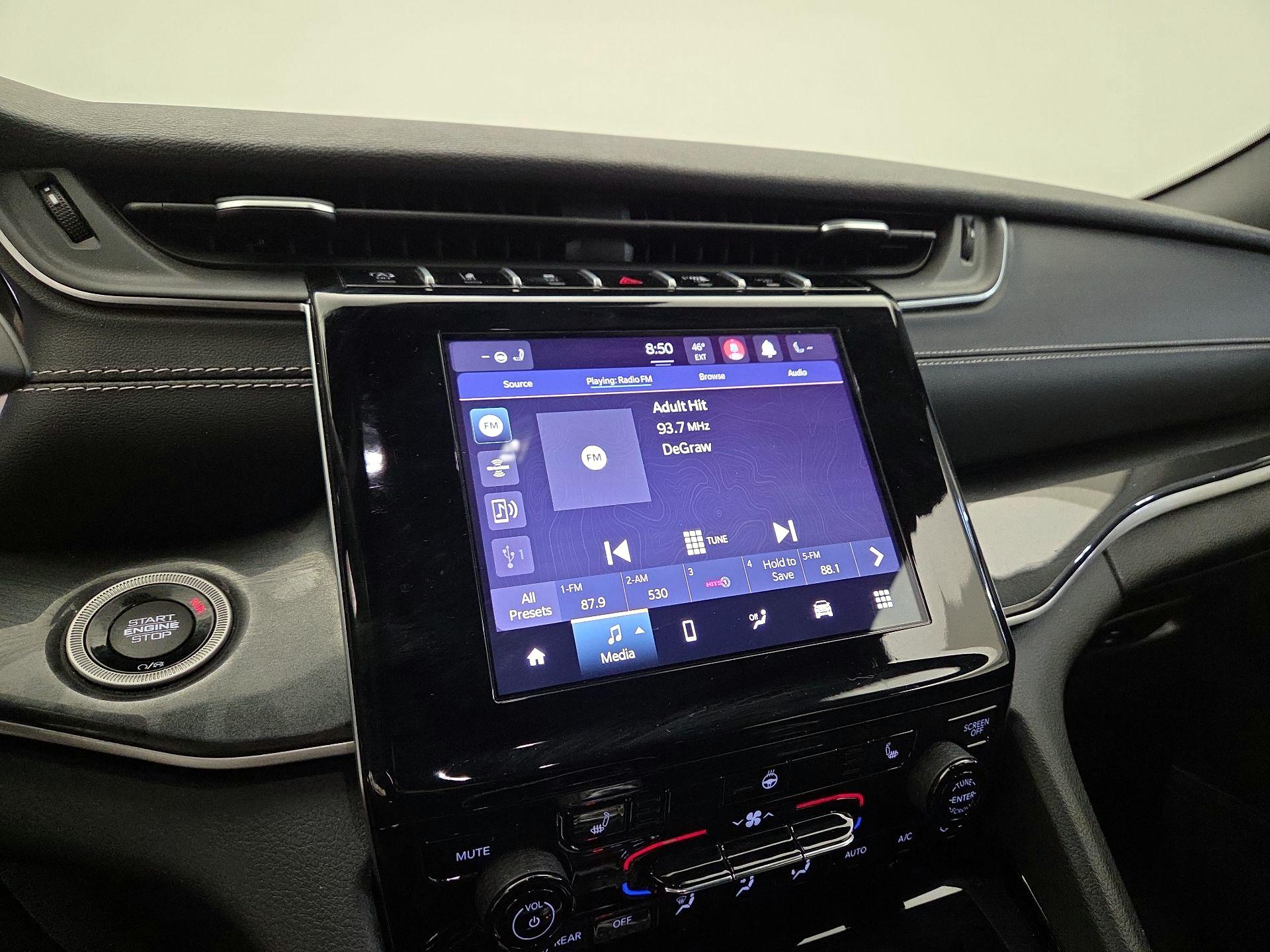 Thumbnail: 2021 Jeep Grand Cherokee L - 15