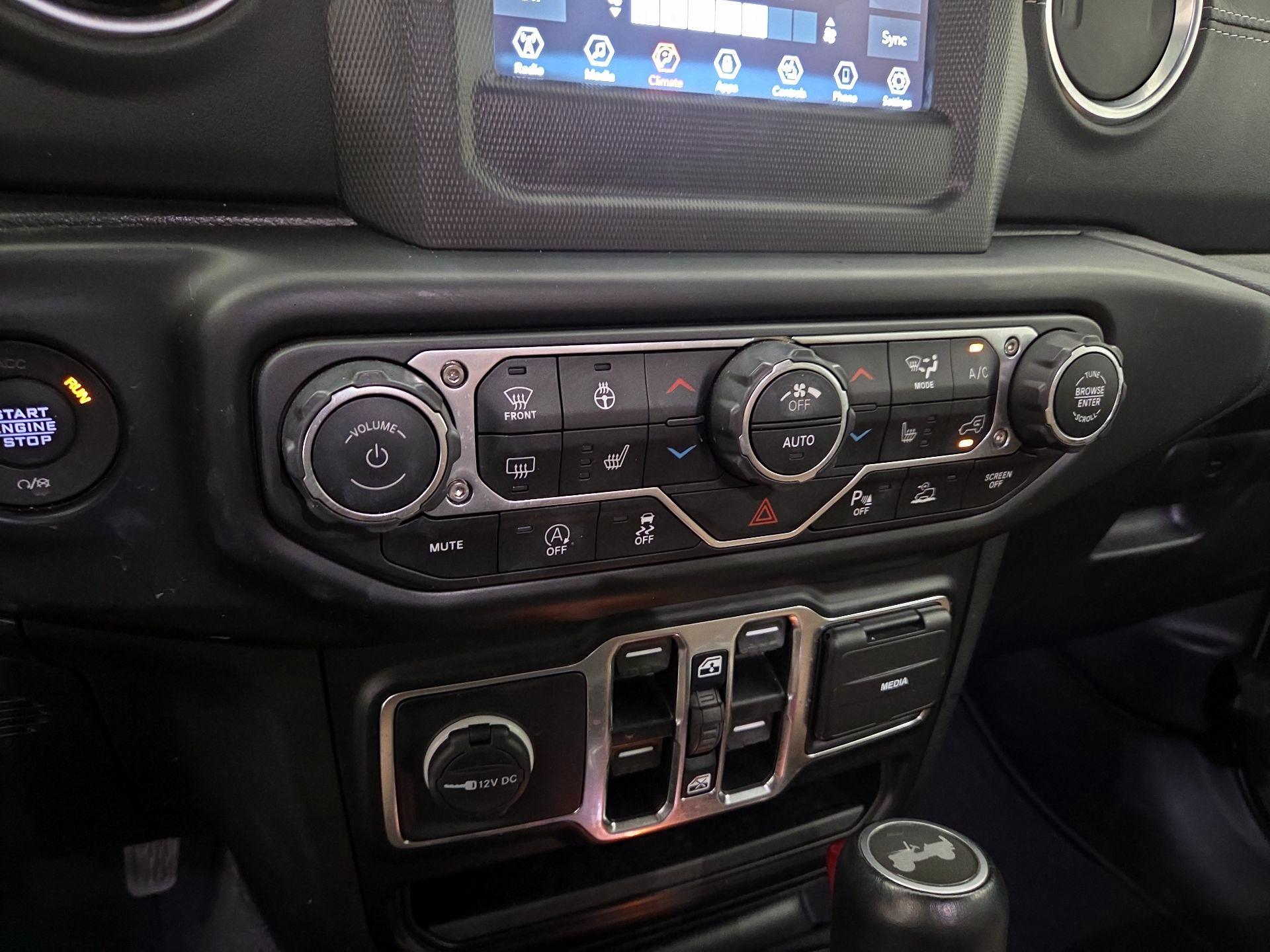 Thumbnail: 2021 Jeep Wrangler - 16