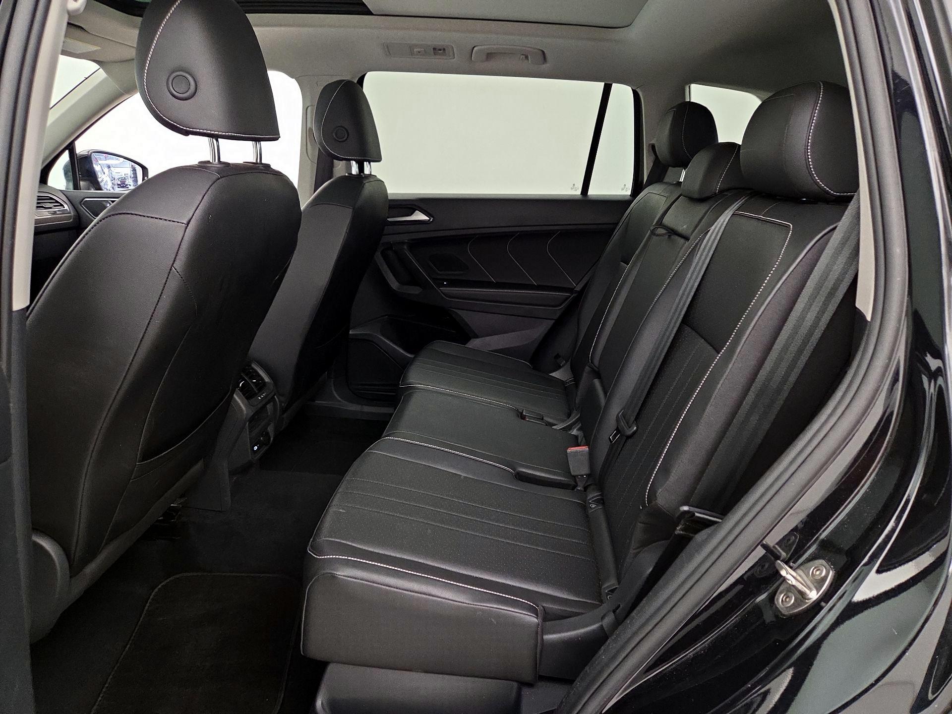 Thumbnail: 2022 Volkswagen Tiguan - 20