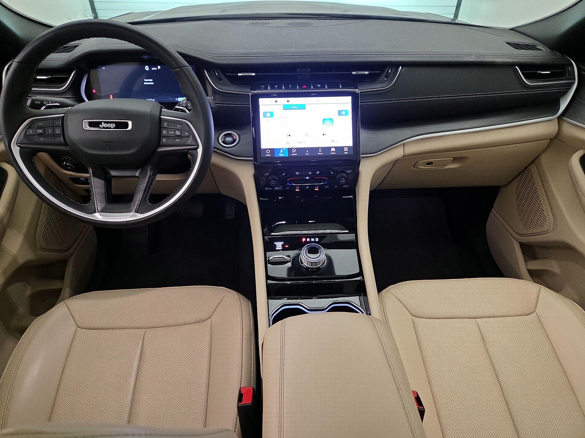 Thumbnail: 2023 Jeep Grand Cherokee L - 9