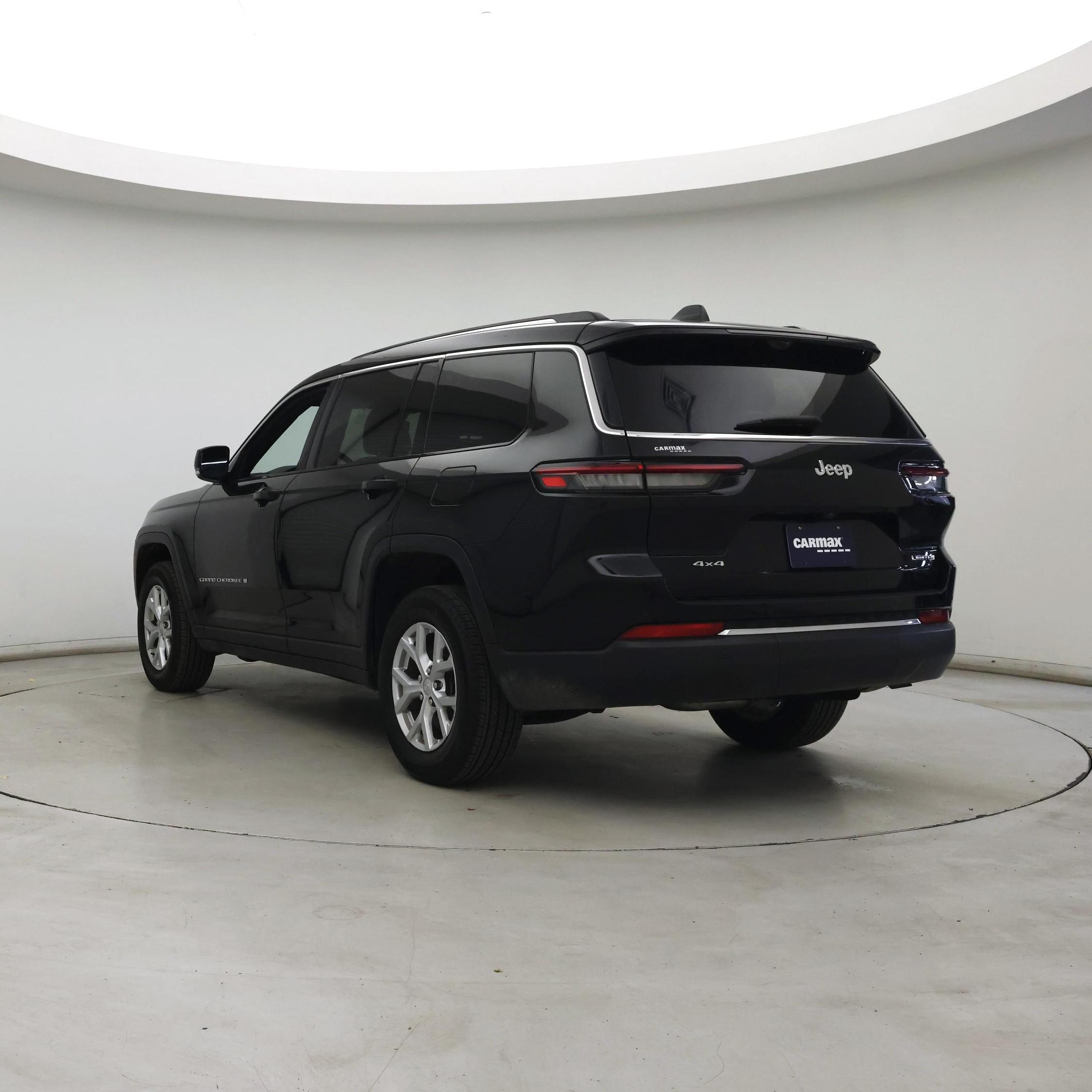 Thumbnail: 2023 Jeep Grand Cherokee L - 2