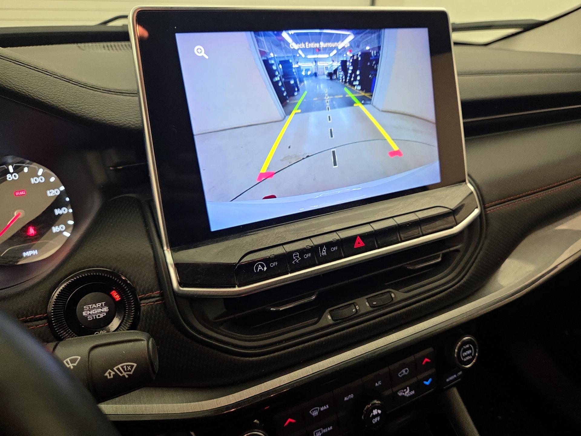 Thumbnail: 2022 Jeep Compass - 14