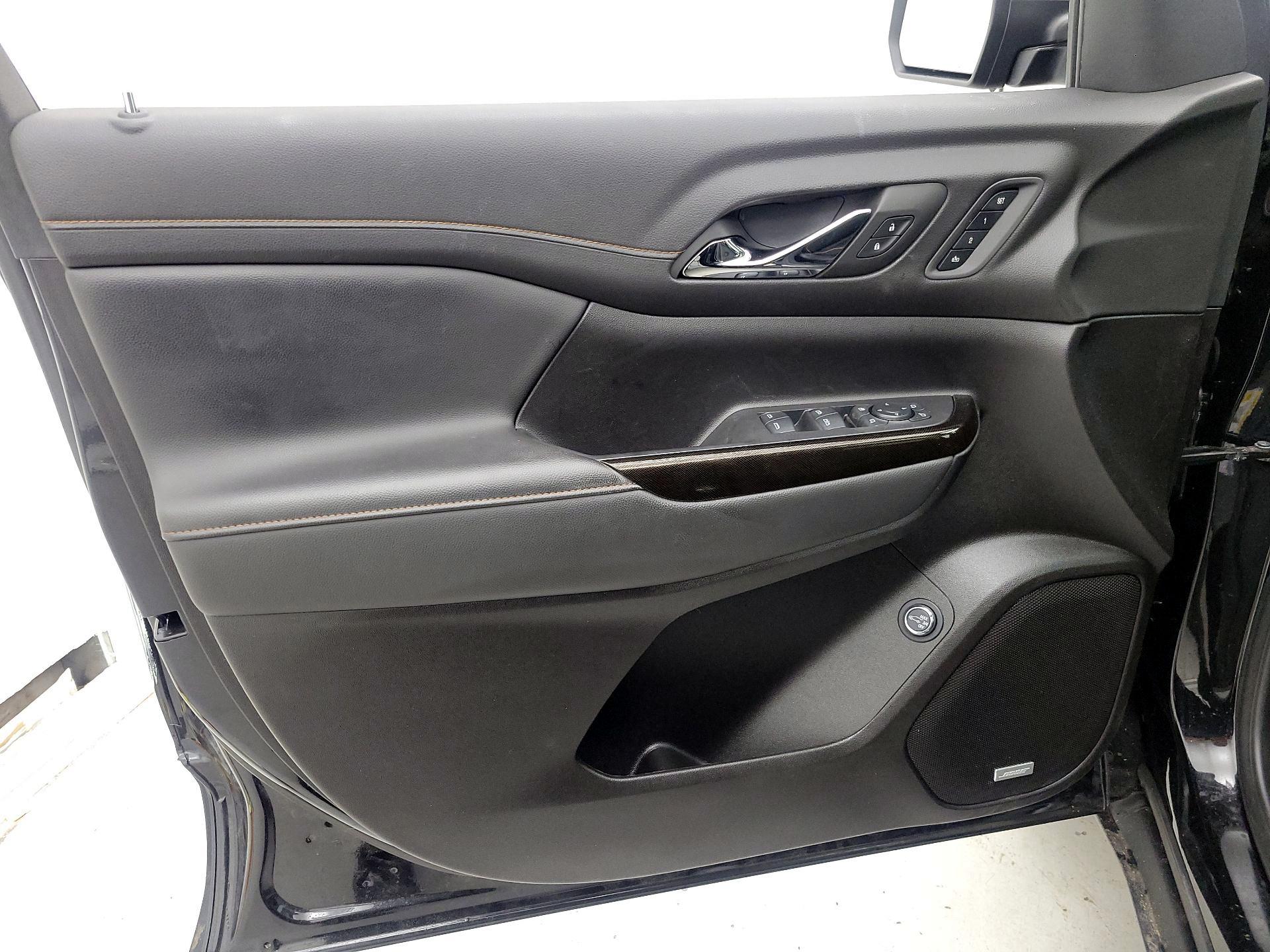 Thumbnail: 2023 GMC Acadia - 12