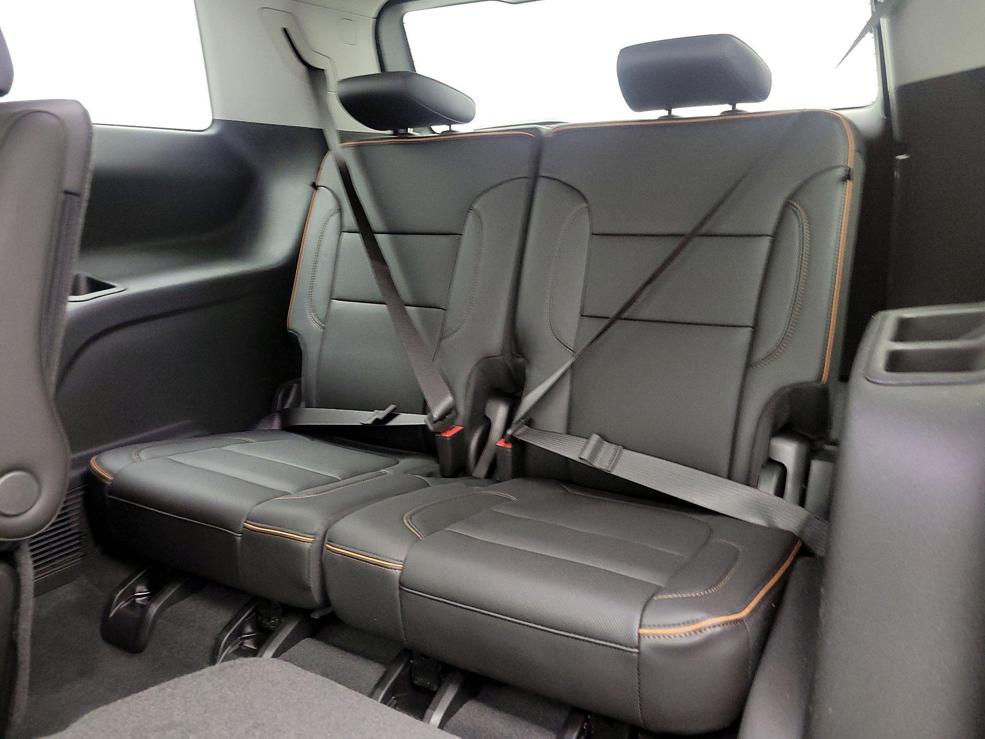 Thumbnail: 2023 GMC Acadia - 19