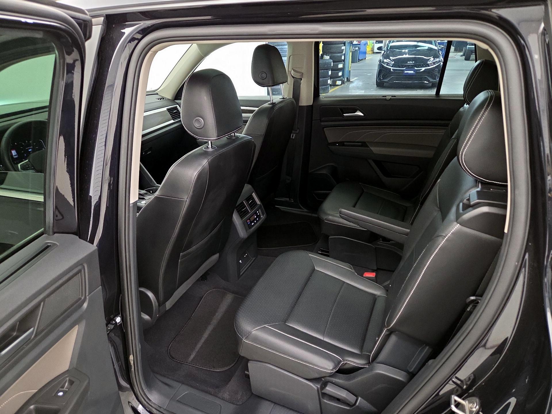 Thumbnail: 2023 Volkswagen Atlas - 20