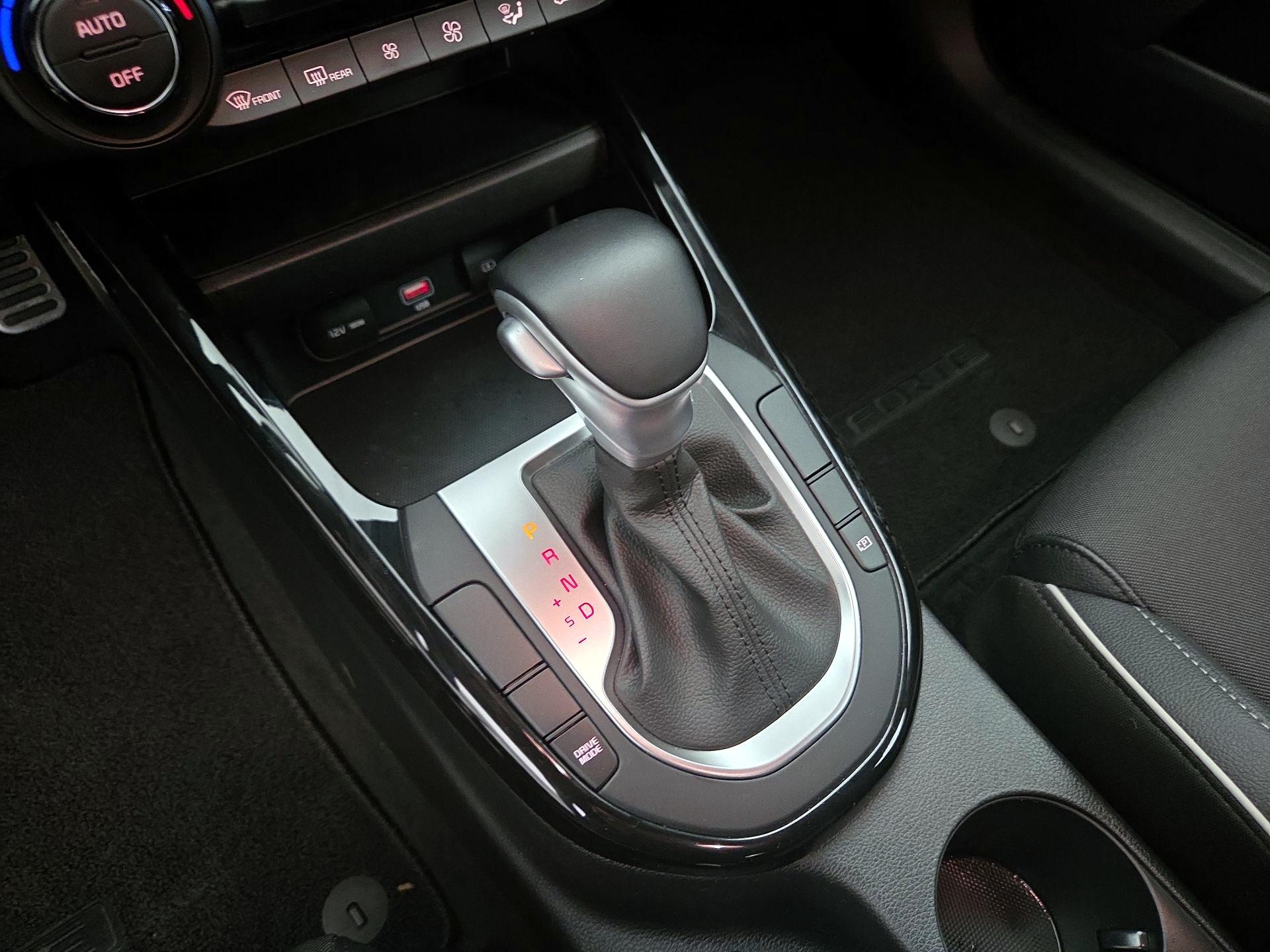 Thumbnail: 2023 Kia Forte - 18