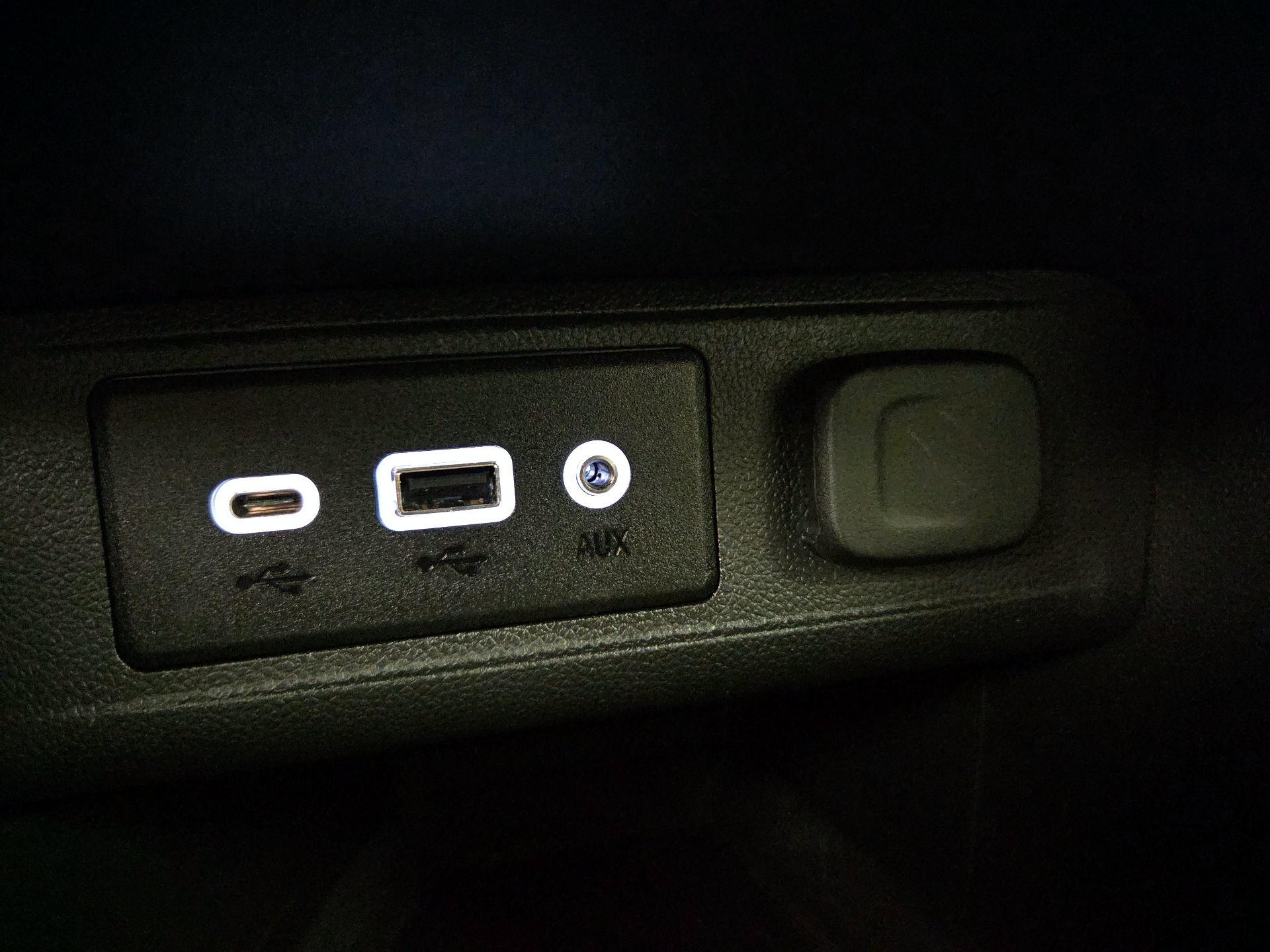 Thumbnail: 2020 Buick Encore GX - 18