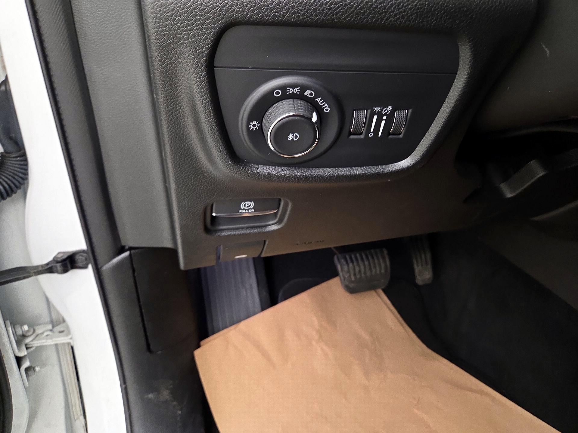 Thumbnail: 2023 Jeep Grand Cherokee - 13