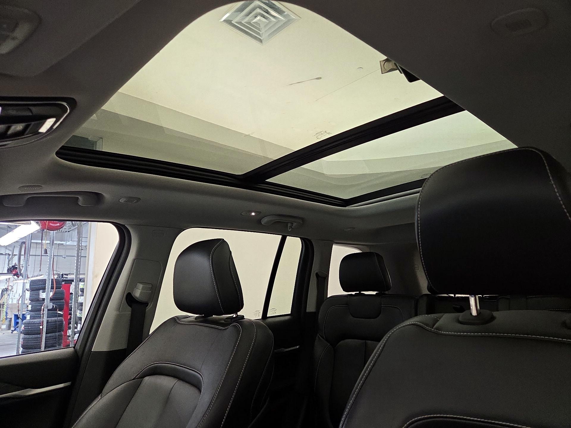 Thumbnail: 2023 Jeep Grand Cherokee - 20