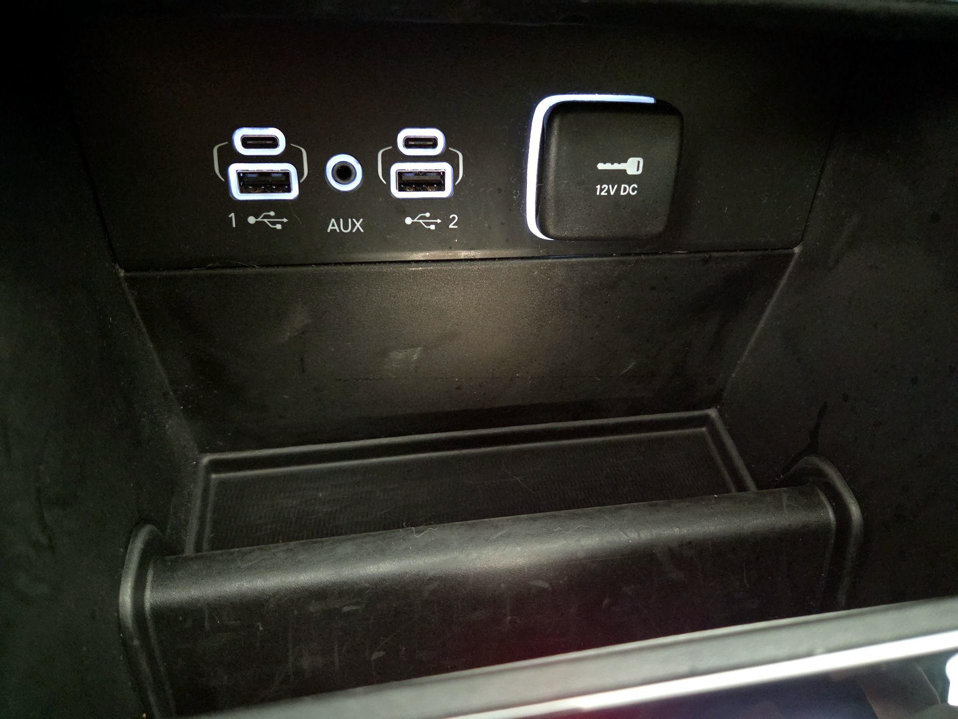 Thumbnail: 2023 Jeep Grand Cherokee - 18