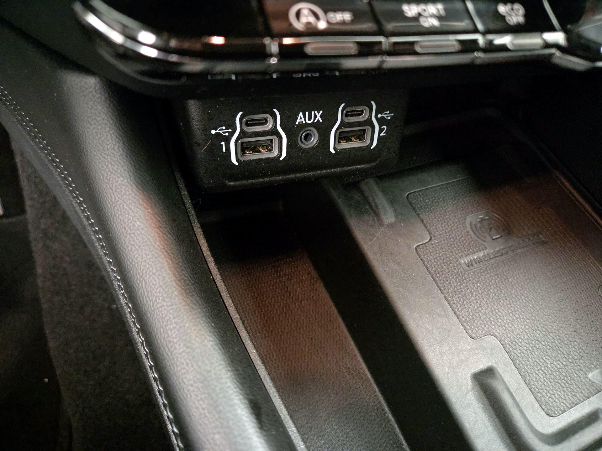 Thumbnail: 2022 Dodge Durango - 18