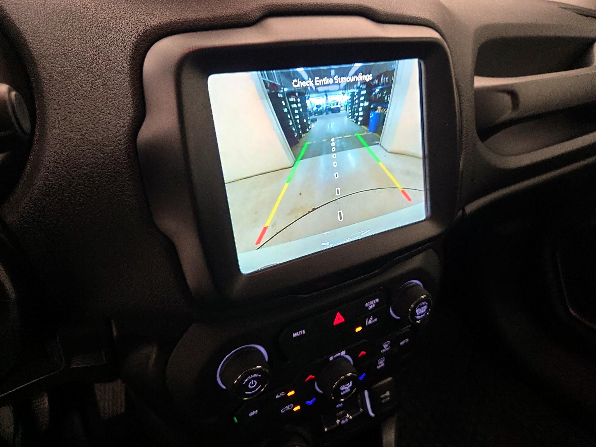 Thumbnail: 2023 Jeep Renegade - 14